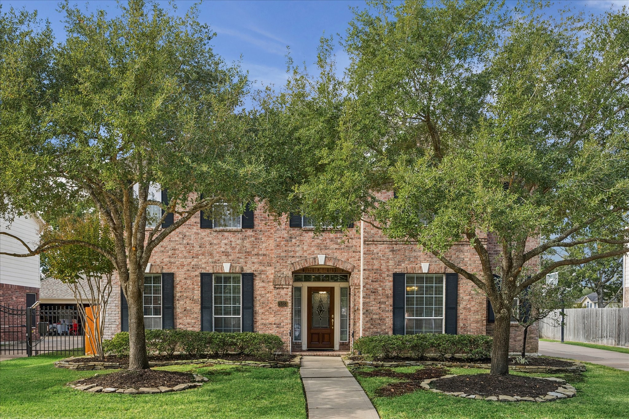 21223 Heartwood Oak Trail, Cypress, TX 77433