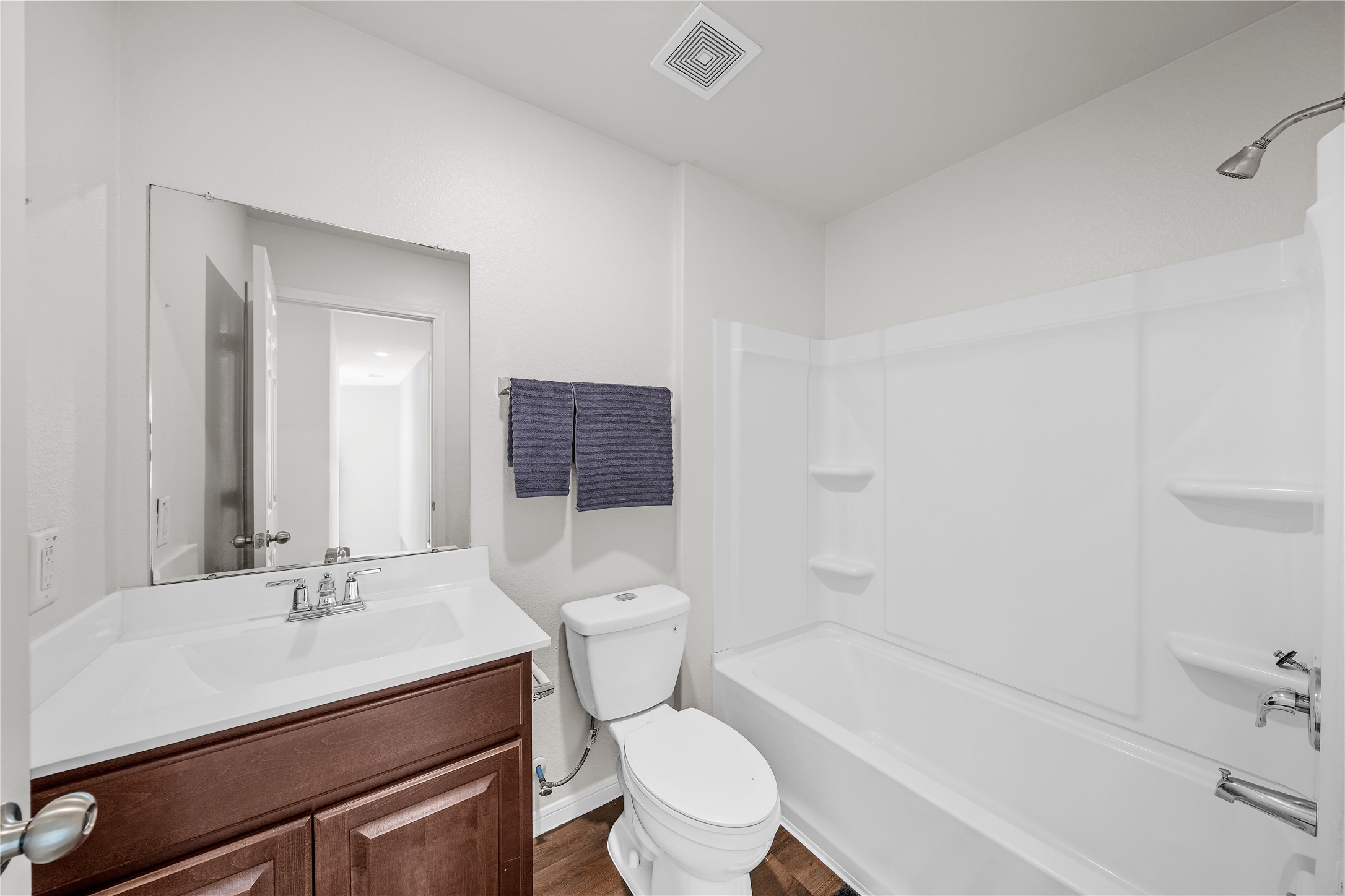 Secondary bathroom