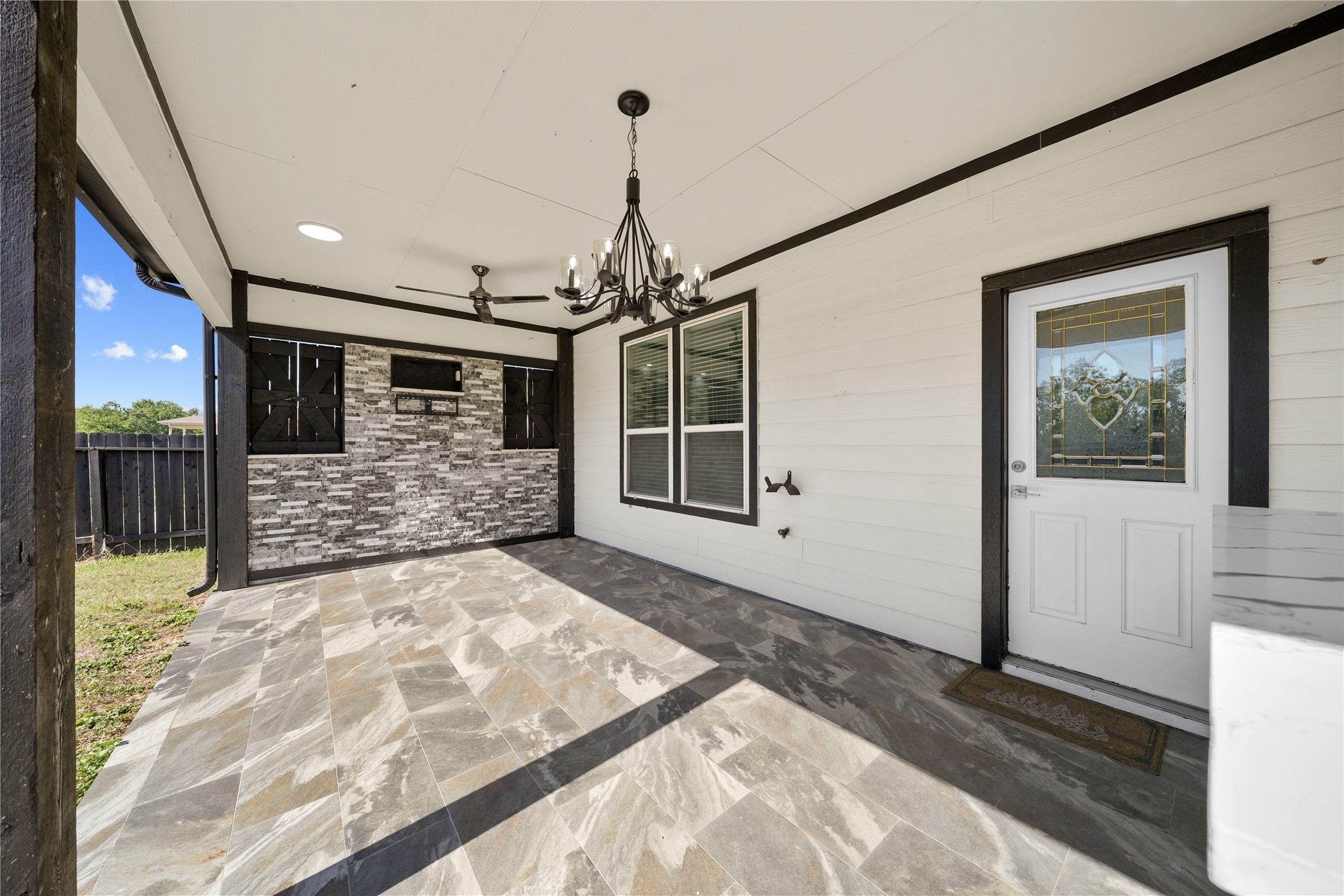 Outdoor covered patio