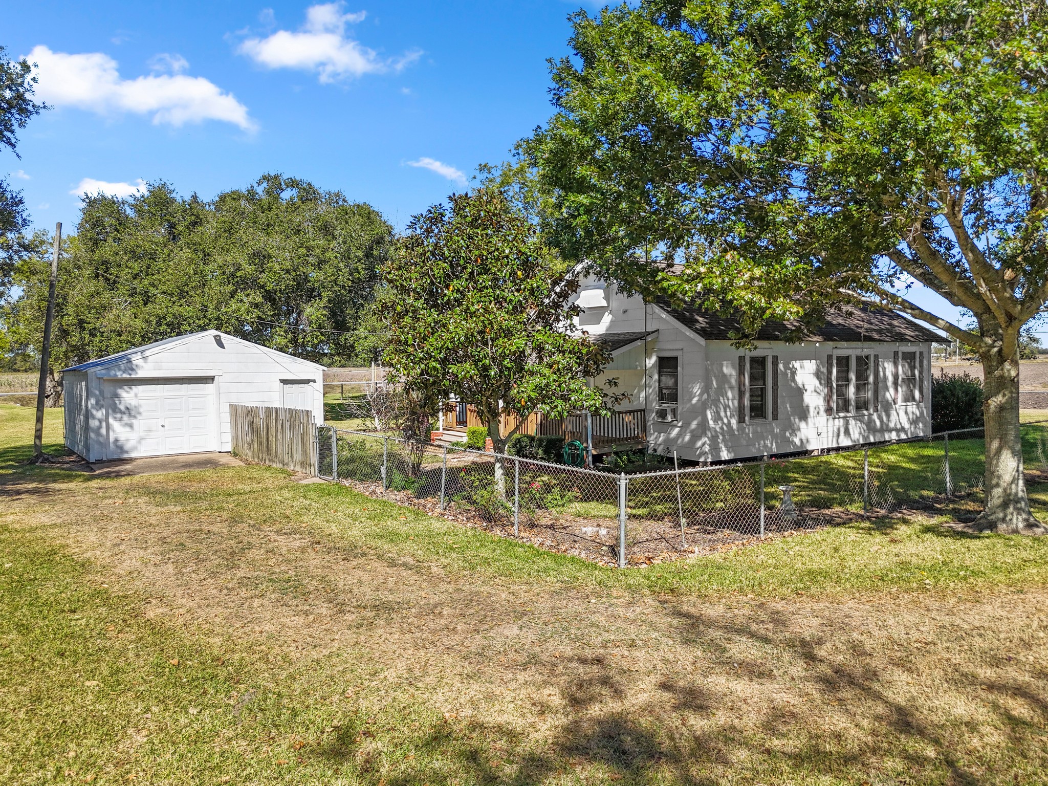 14309 Vrlla Road, Guy, TX 77444