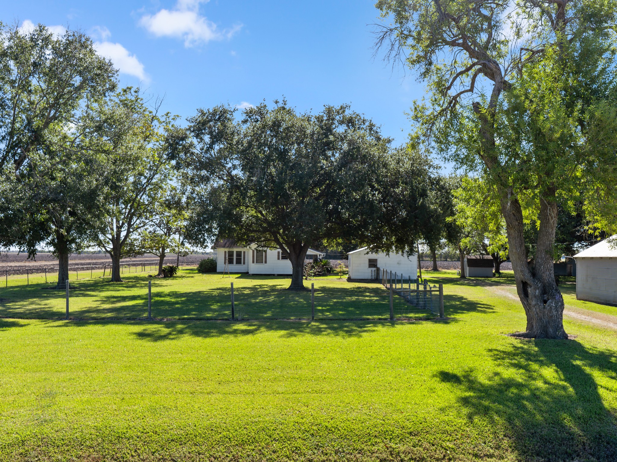 14309 Vrlla Road, Guy, TX 77444