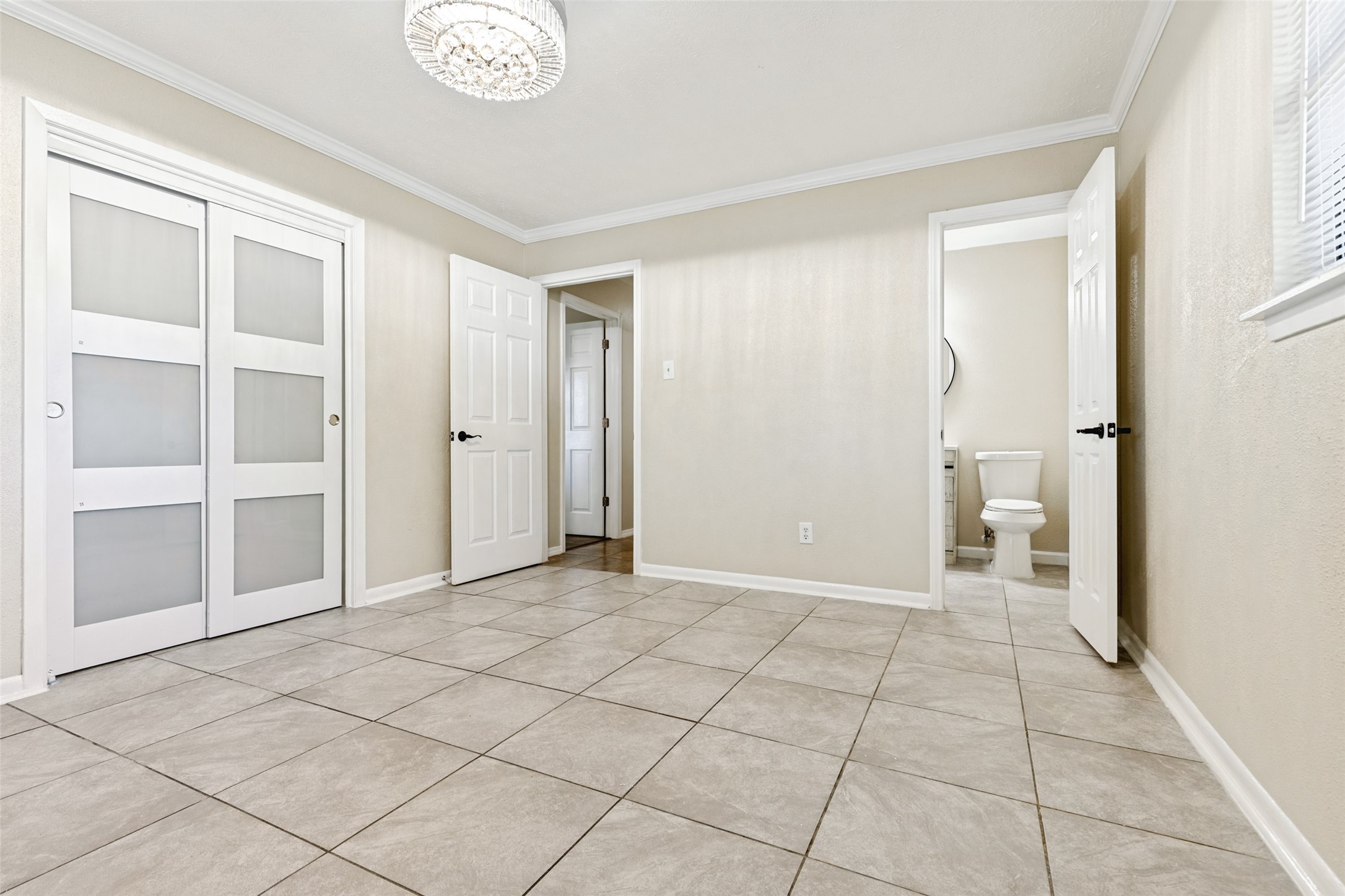 1802 Hartt Street, Baytown, TX 77520