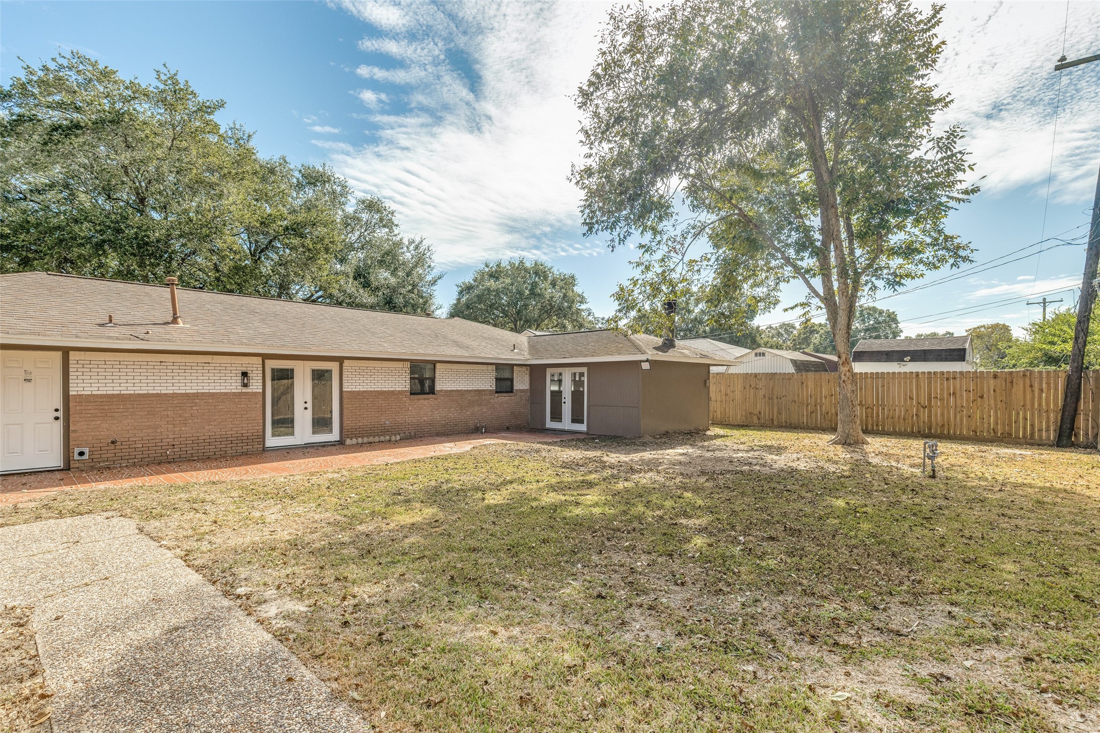 1802 Hartt Street, Baytown, TX 77520