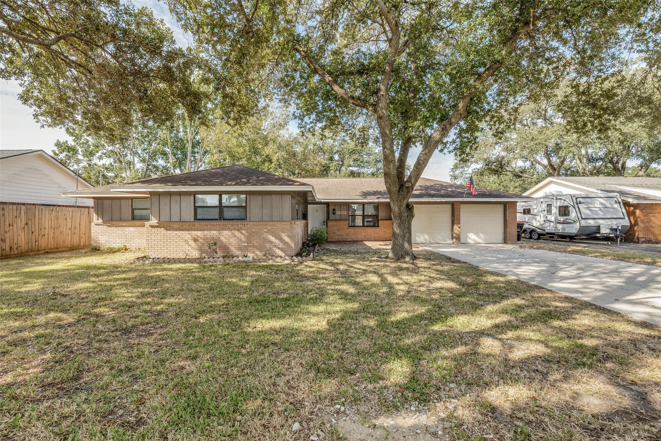 1802 Hartt Street, Baytown, TX 77520