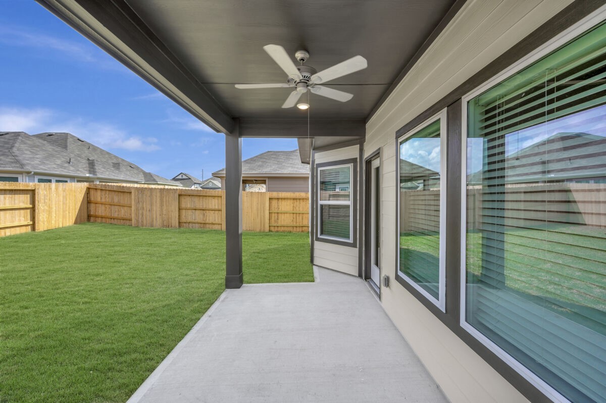 1126 Radiant Avenue, La Marque, TX 77568
