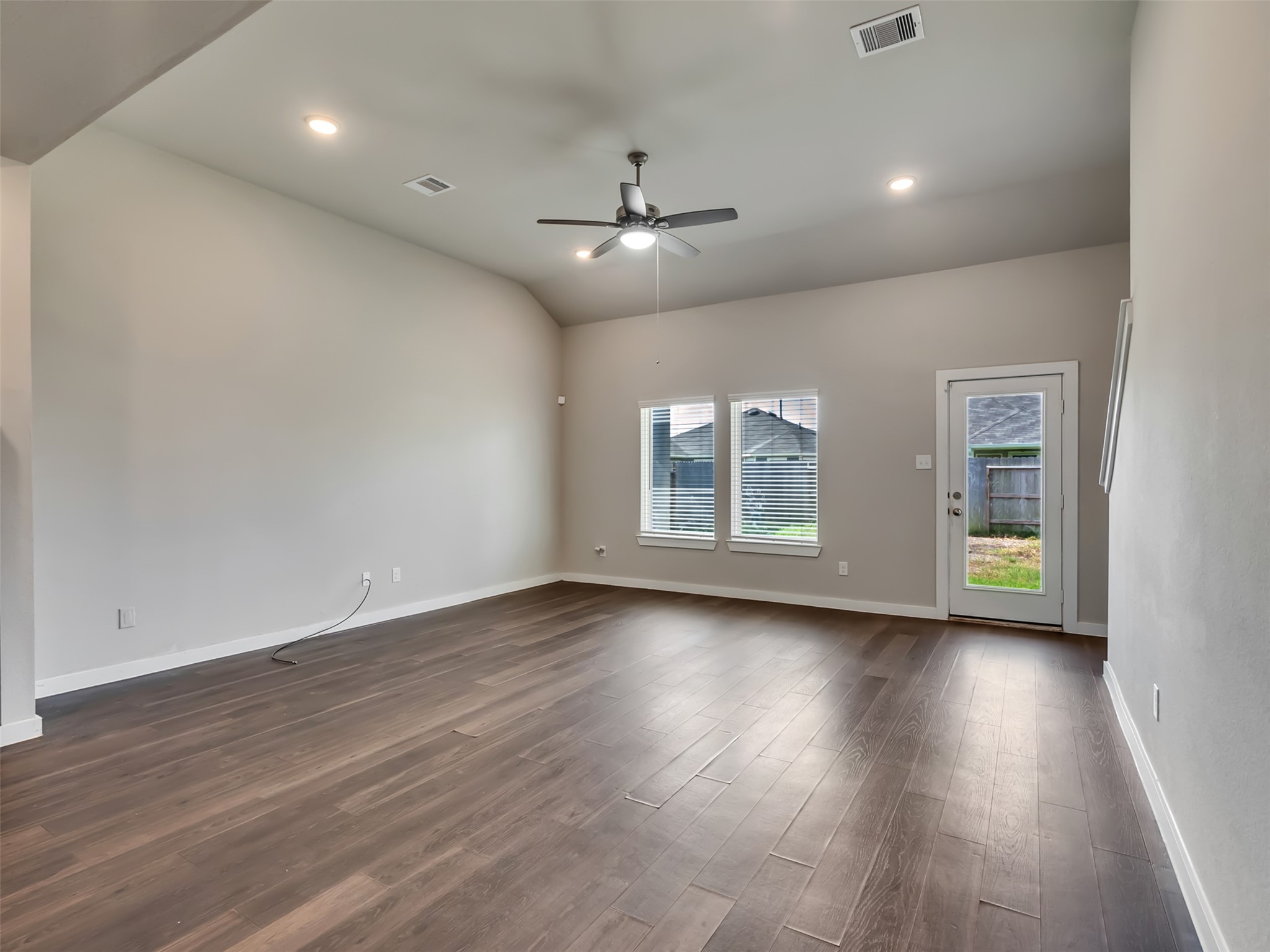 26212 Astral Way, La Marque, TX 77568