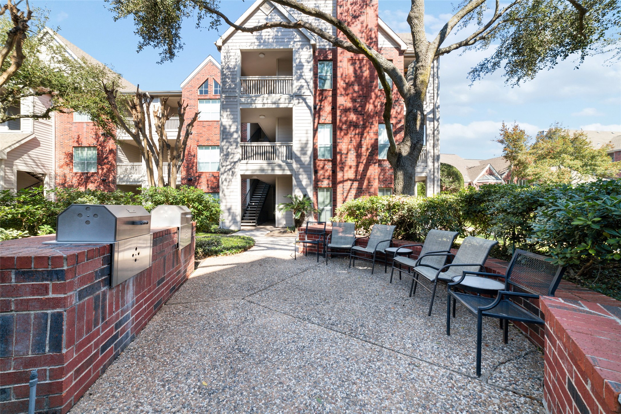 BBQ & Lounge Area  Host gatherings or enjoy a quiet evening grilling in this inviting outdoor space.