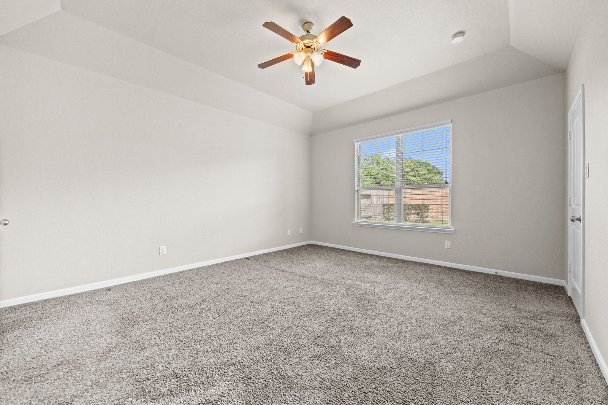 2719 Kaman Lane, Pearland, TX 77581 2719 Kaman Lane, Pearland, TX 77581