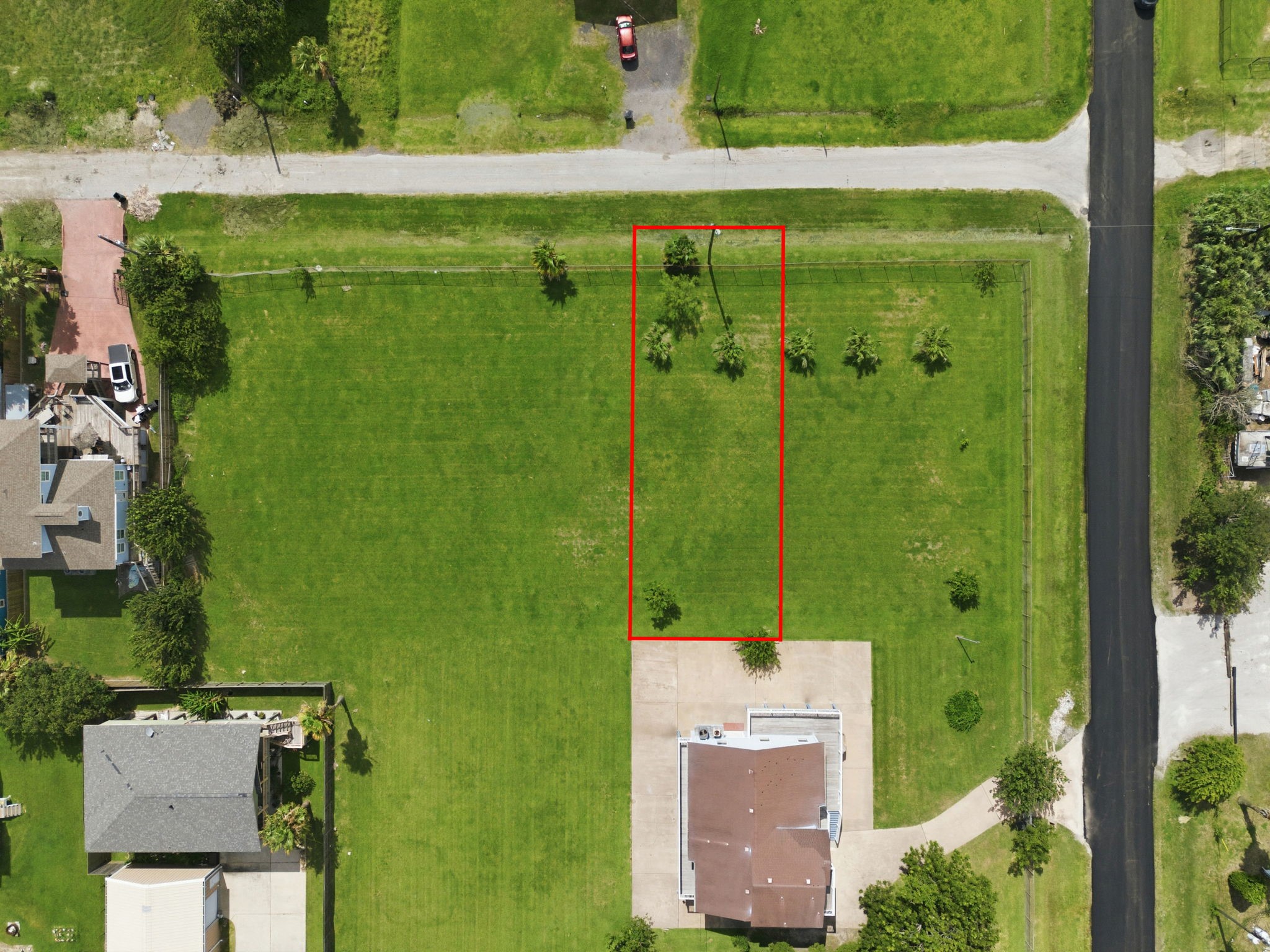 Boundary lines are approximate. Please refer to survey.