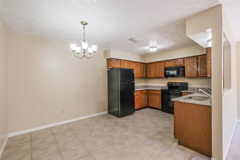 10120 Emerald Oaks Drive, Houston, TX 77070
