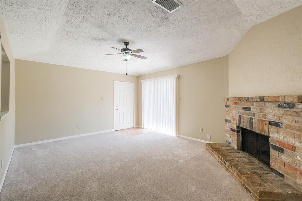 10120 Emerald Oaks Drive, Houston, TX 77070