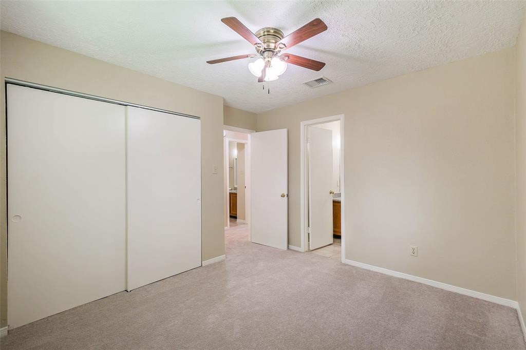 10120 Emerald Oaks Drive, Houston, TX 77070