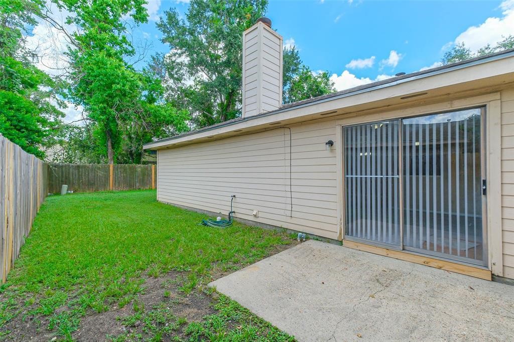 10120 Emerald Oaks Drive, Houston, TX 77070