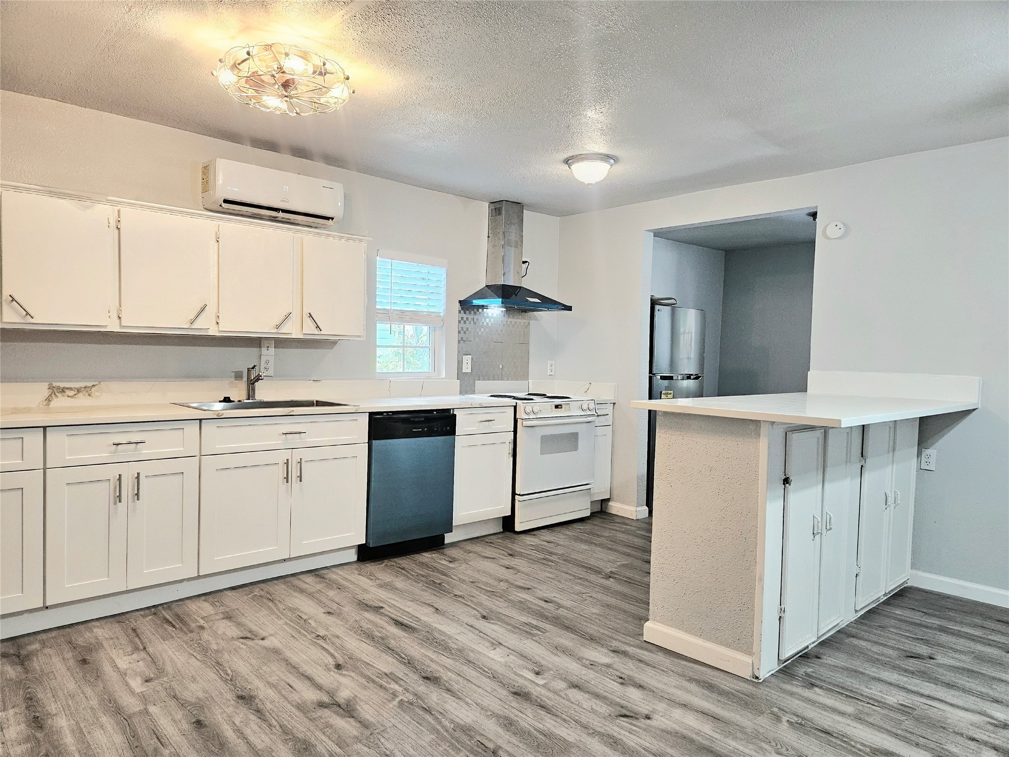 4419 W Bayshore Drive, #3, Bacliff, TX 77518 4419 W Bayshore Drive, #3, Bacliff, TX 77518