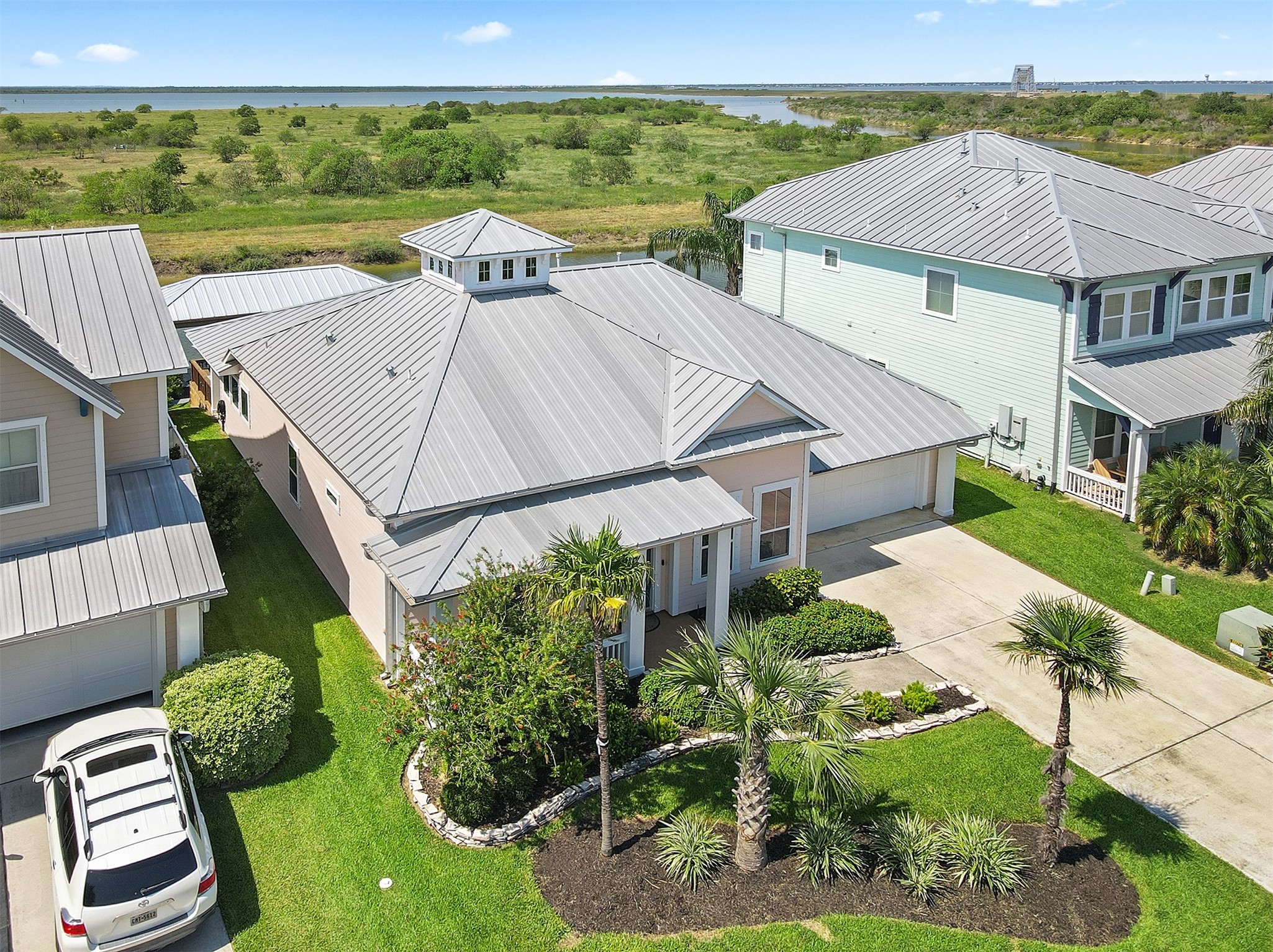 Aerial view of the home. Notice no backyard neighbors.