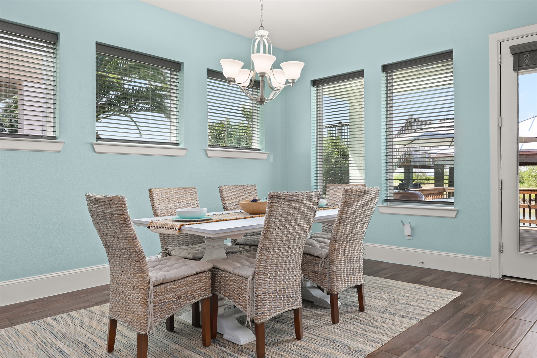 Breakfast area. Door to the back patio is to the right.