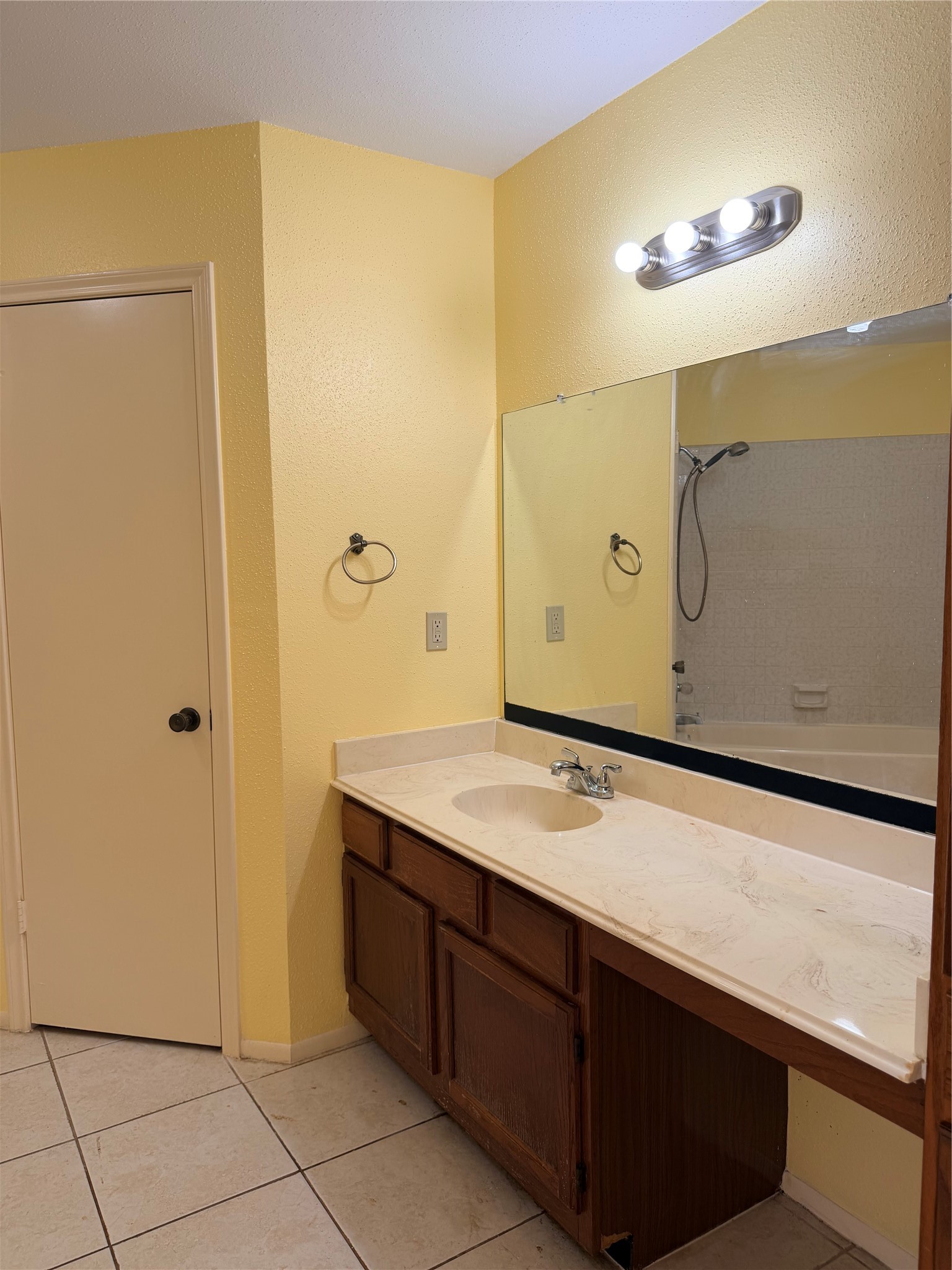 Master vanity