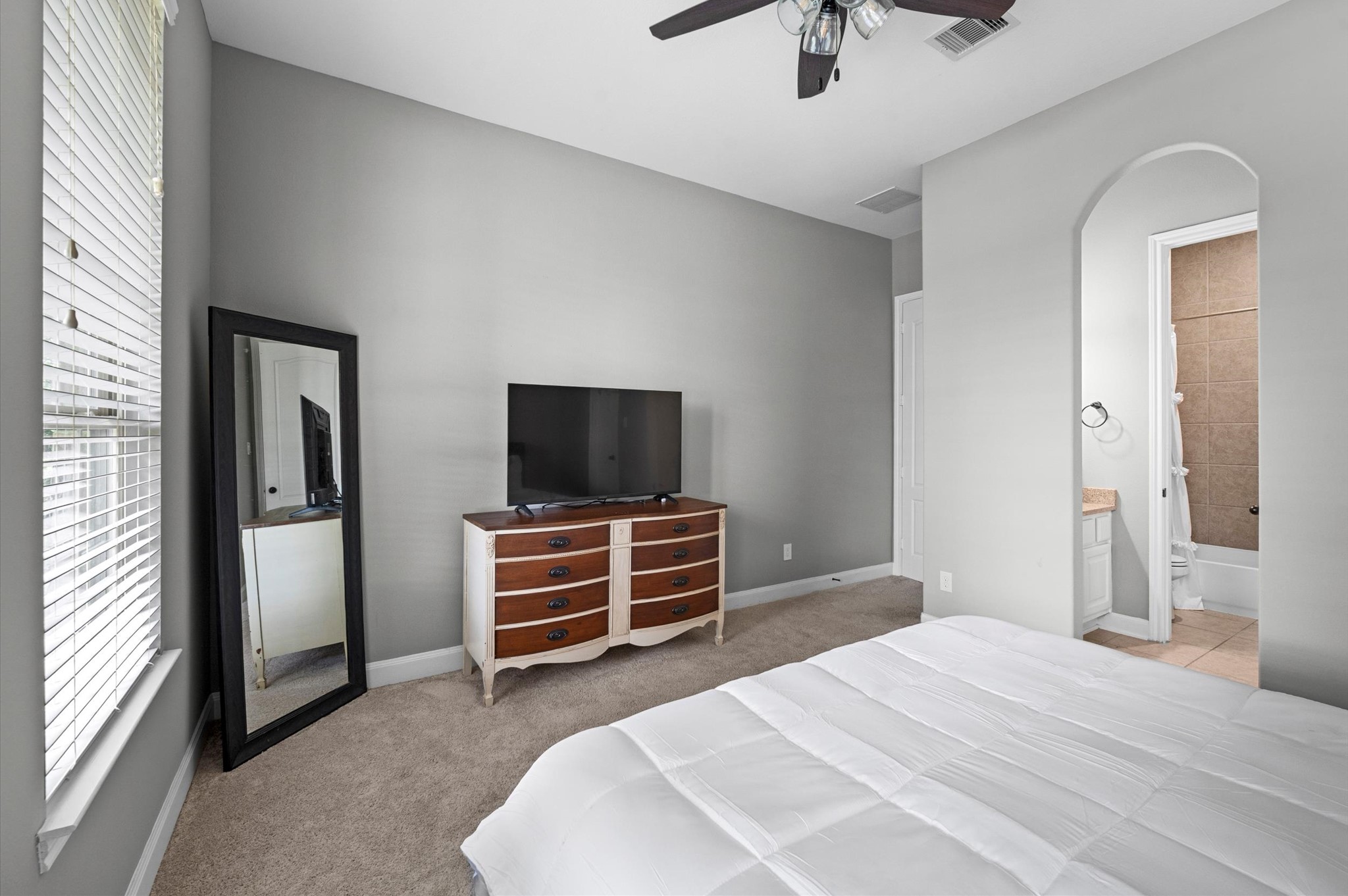 Another look at Bedroom 4 shows just how spacious it is.