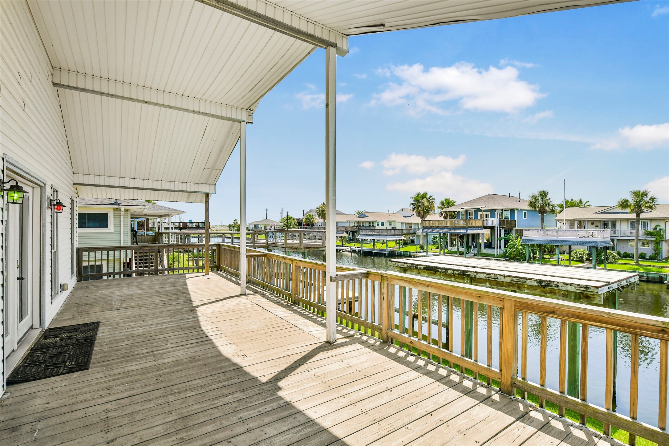 1073 Redfish Street, Bayou Vista, TX 77563