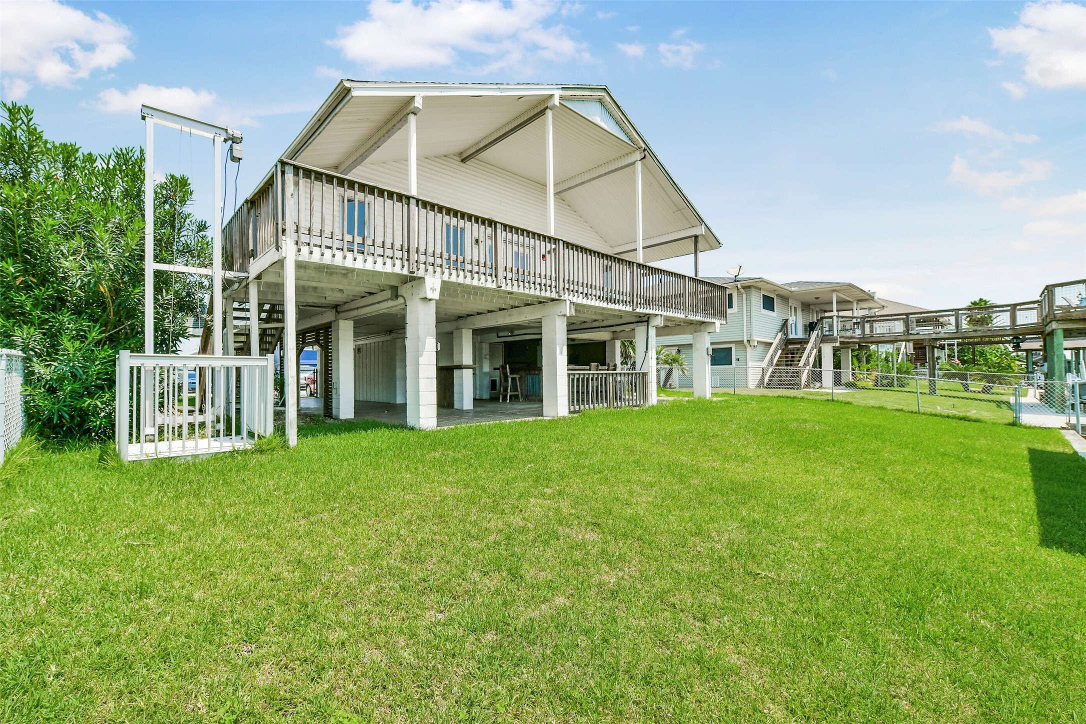 1073 Redfish Street, Bayou Vista, TX 77563