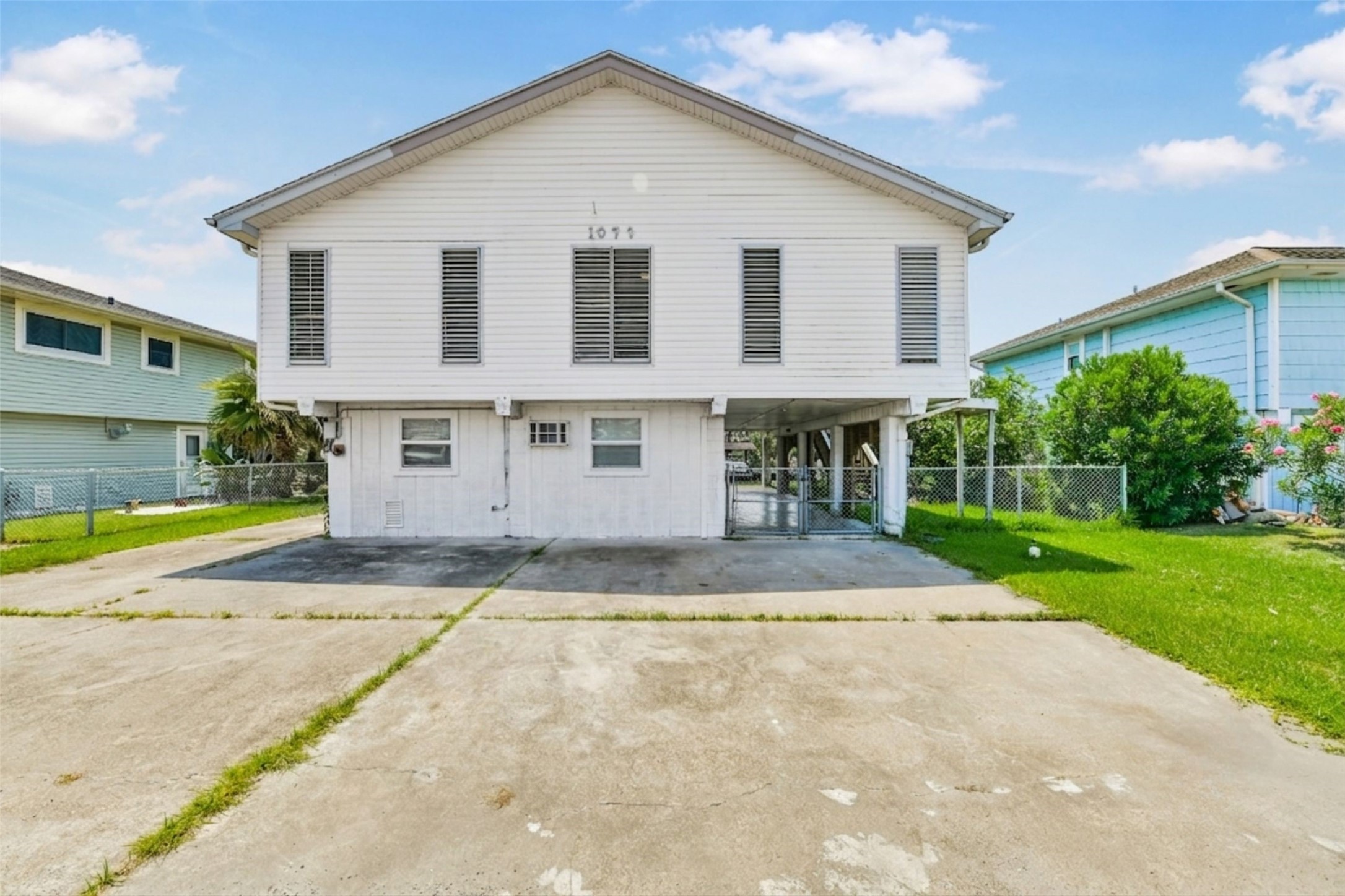1073 Redfish Street, Bayou Vista, TX 77563