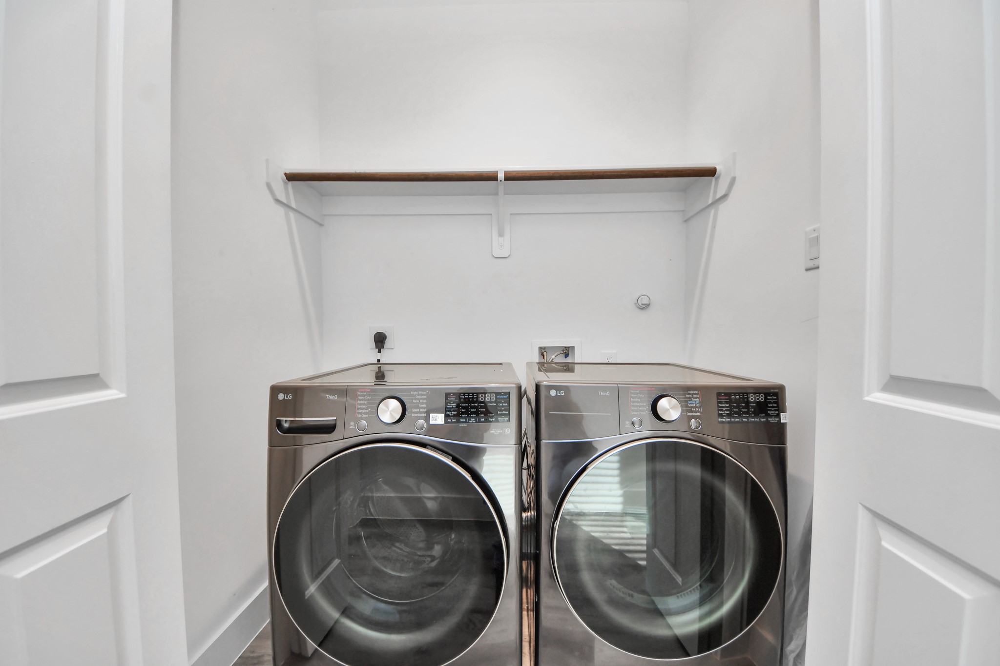 Brand new washer and dryer comes with home