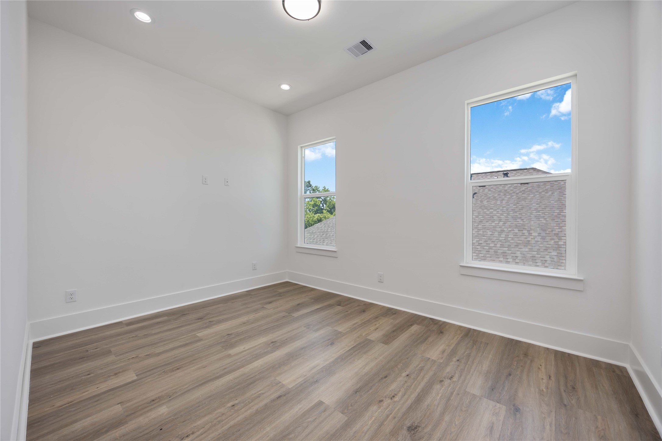 1947 Knoll Square Drive, Houston, TX 77080