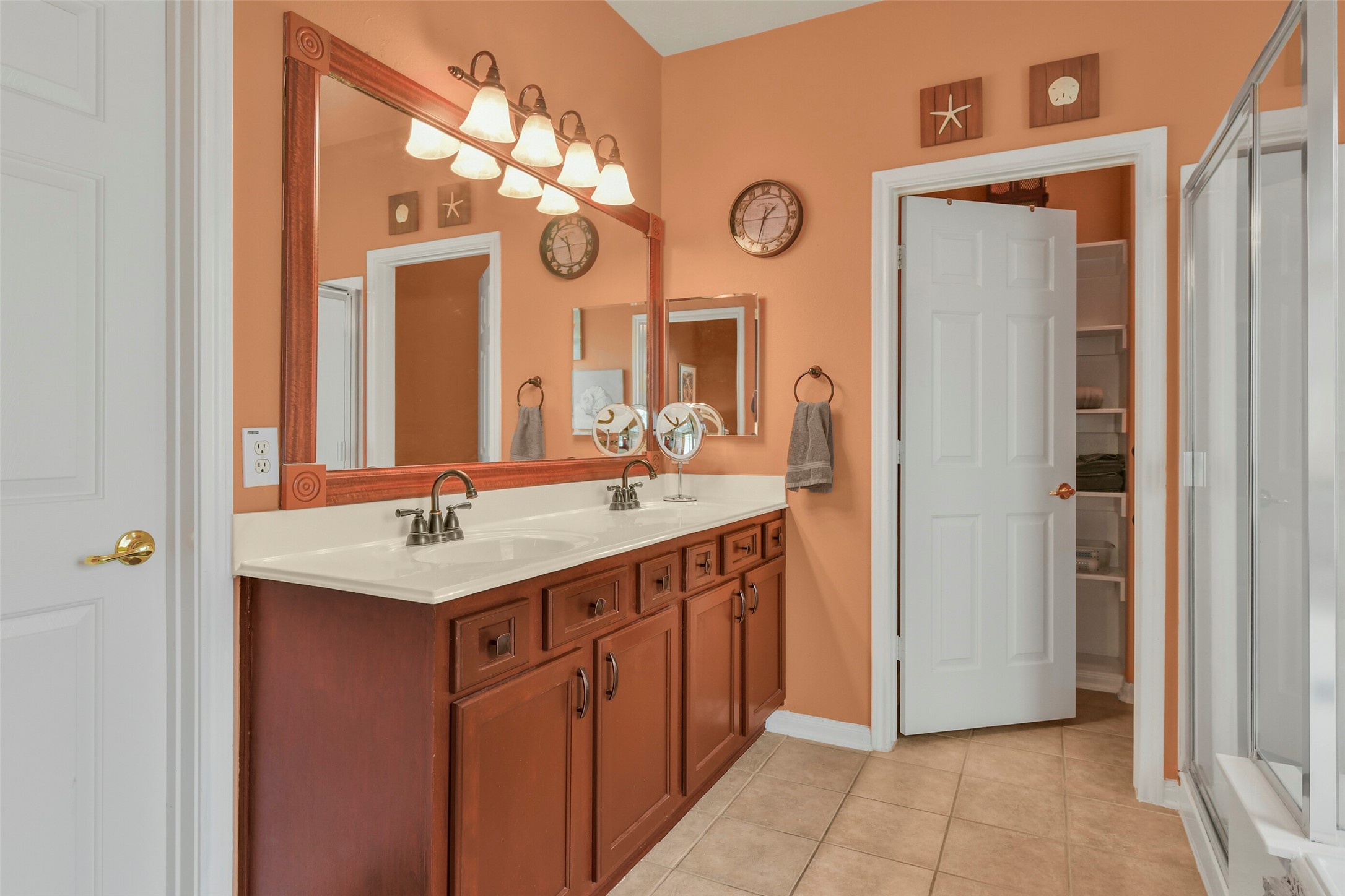 2310 Messina Drive, Pearland, TX 77581