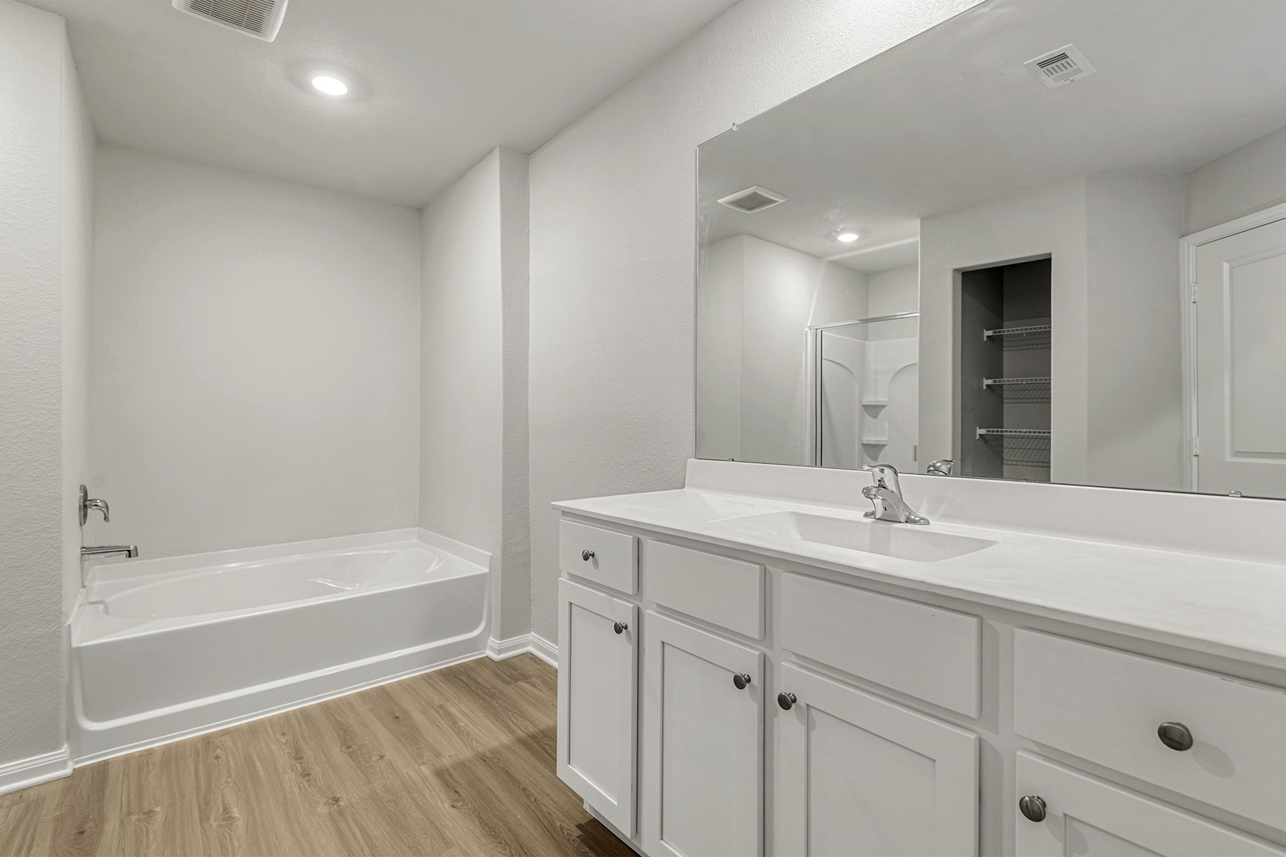 8310 Sunberry Shadow Drive, Houston, TX 77016