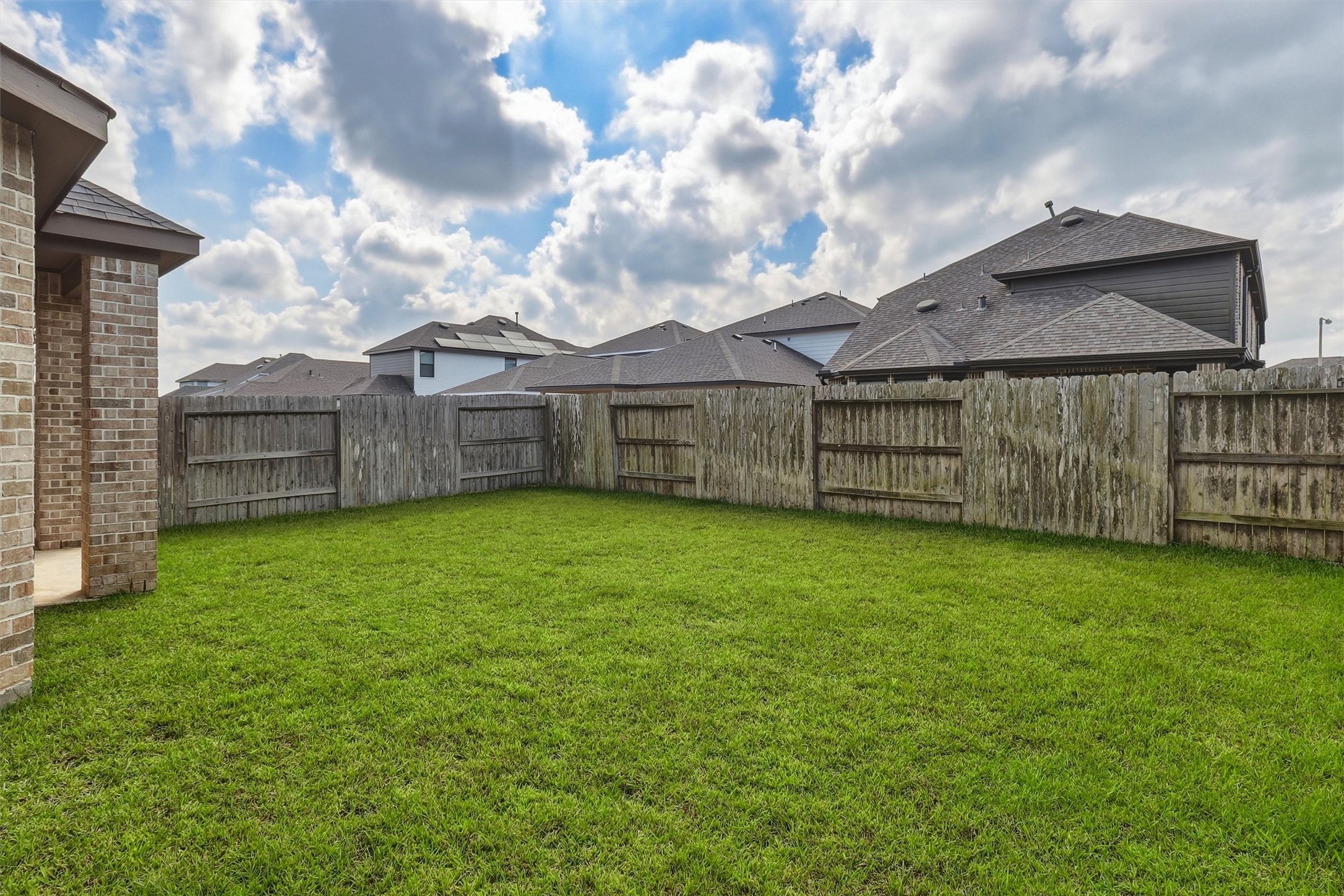 13109 Blue Flora Drive, Texas City, TX 77568