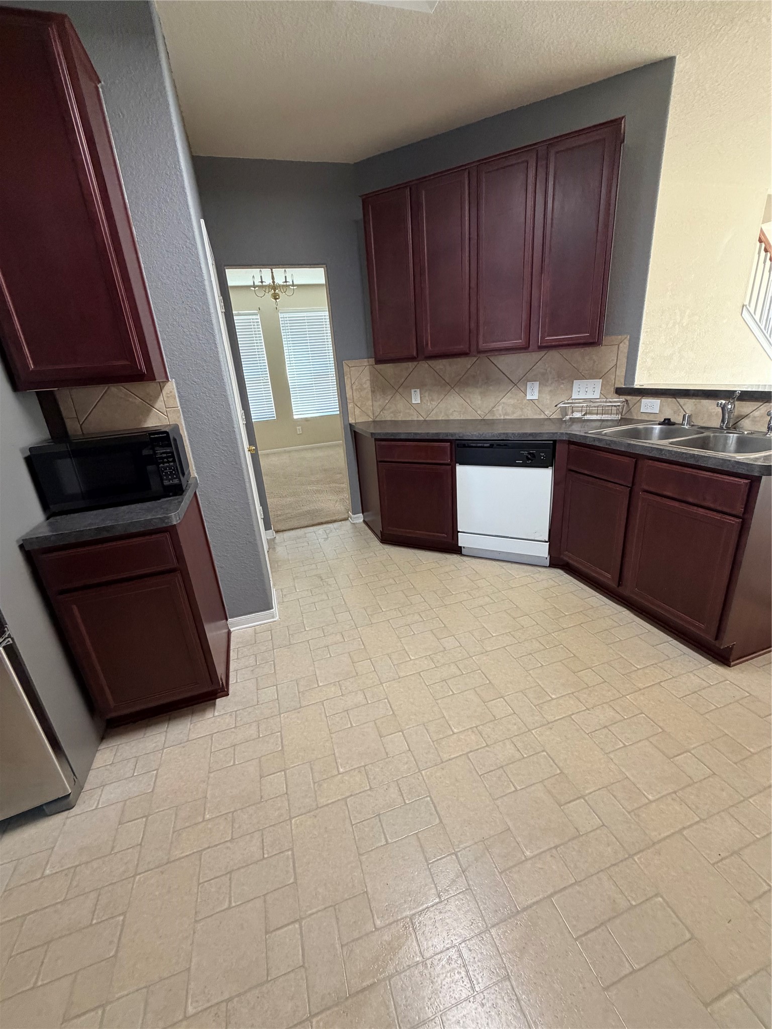 19027 Taverns Crossing Lane, Houston, TX 77084 19027 Taverns Crossing Lane, Houston, TX 77084