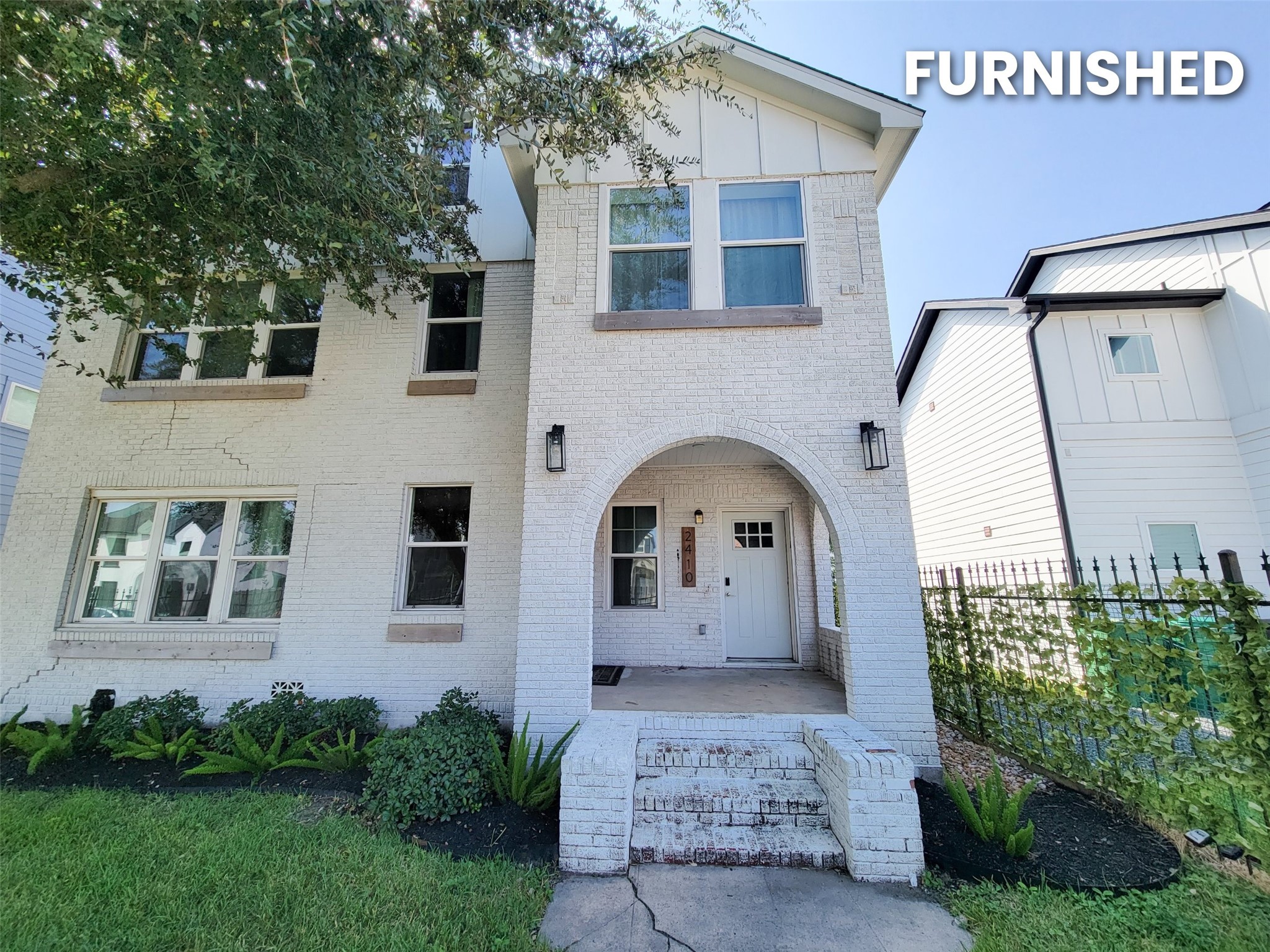 2410 Truxillo Street, #B, Houston, TX 77004