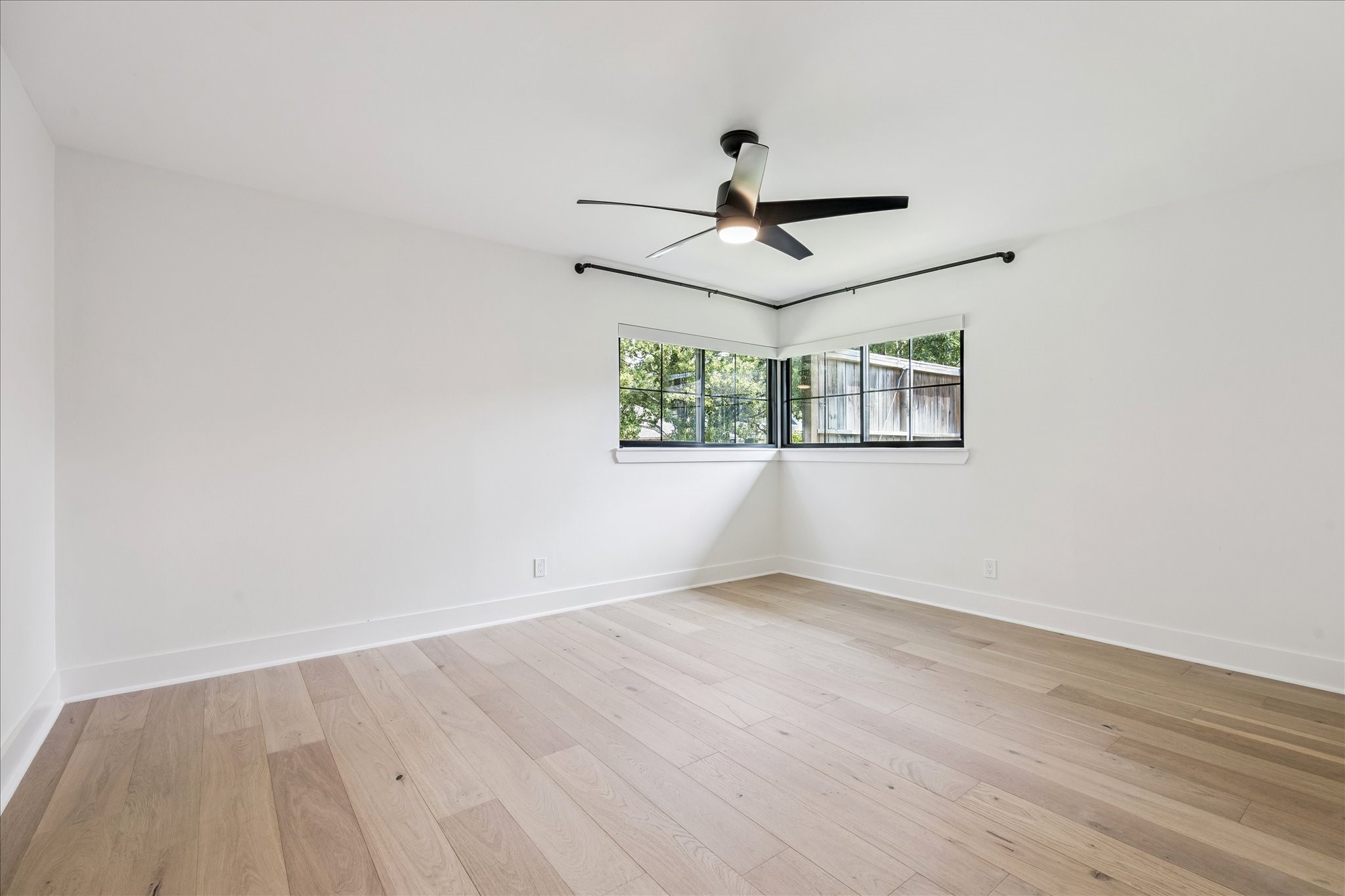 4719 Ivanhoe Street, Houston, TX 77027