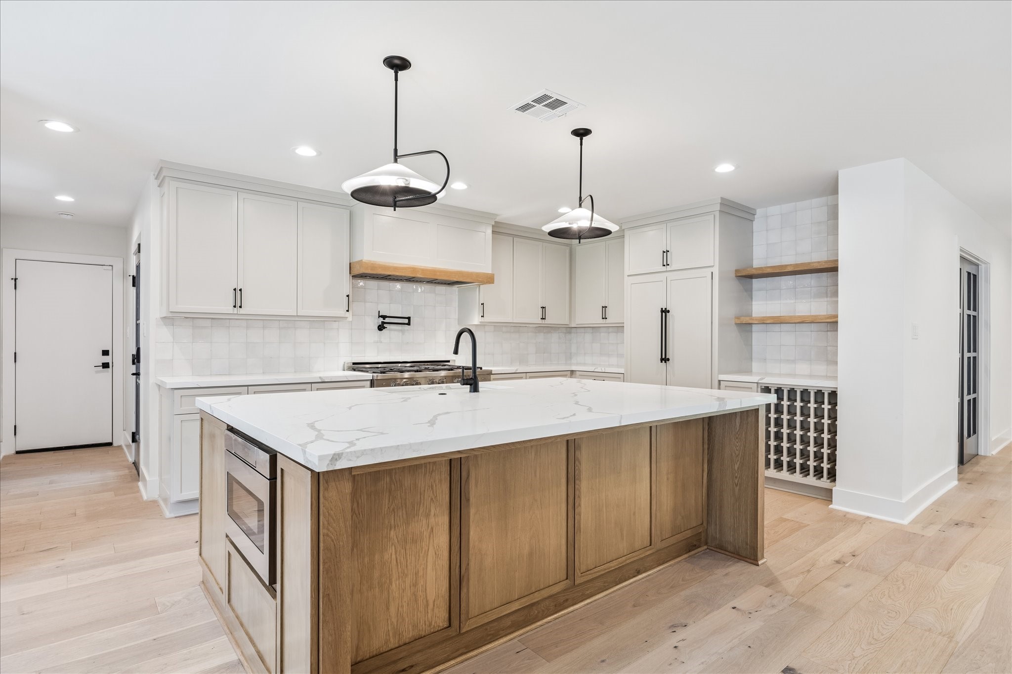 4719 Ivanhoe Street, Houston, TX 77027