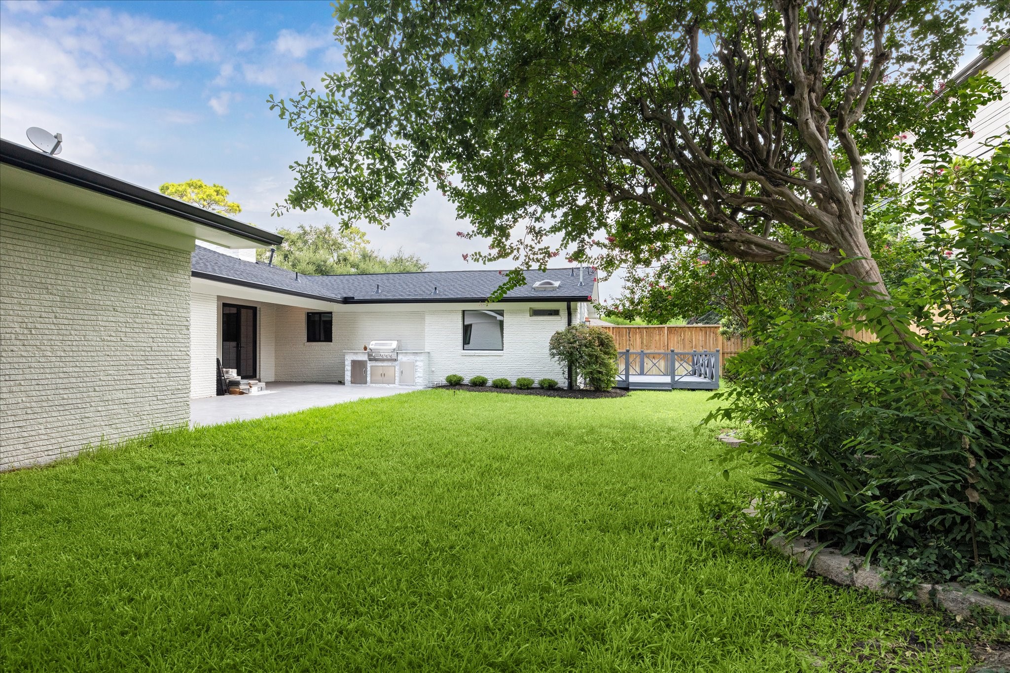 4719 Ivanhoe Street, Houston, TX 77027