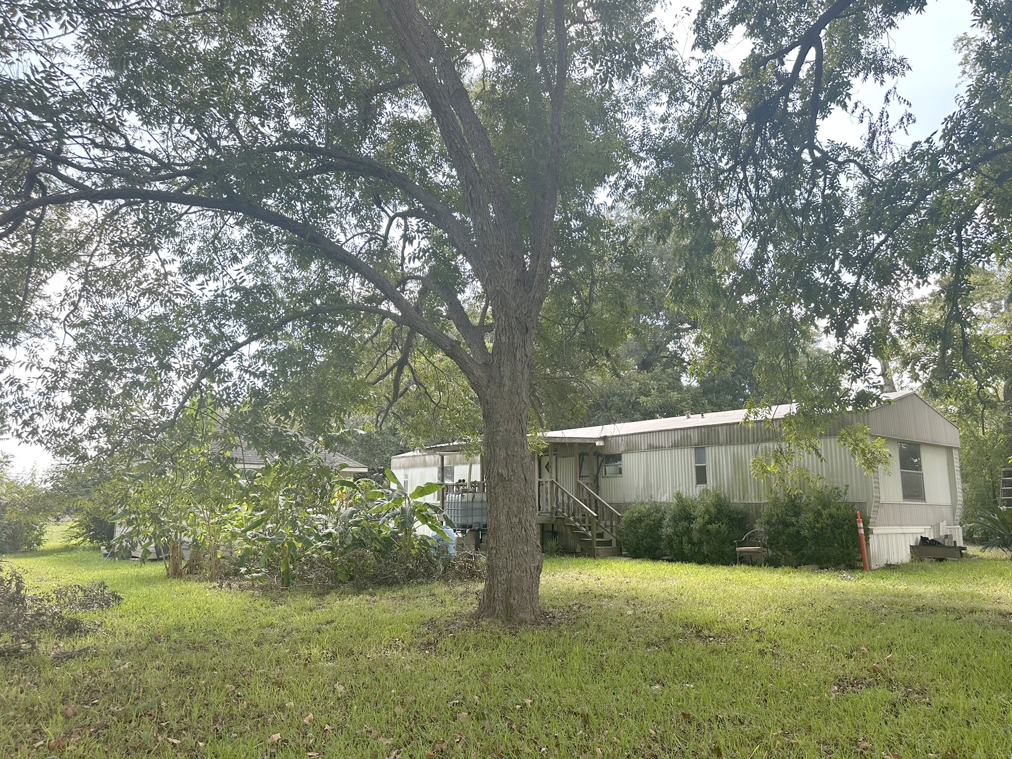 414 Shaw Street, Alvin, TX 77511