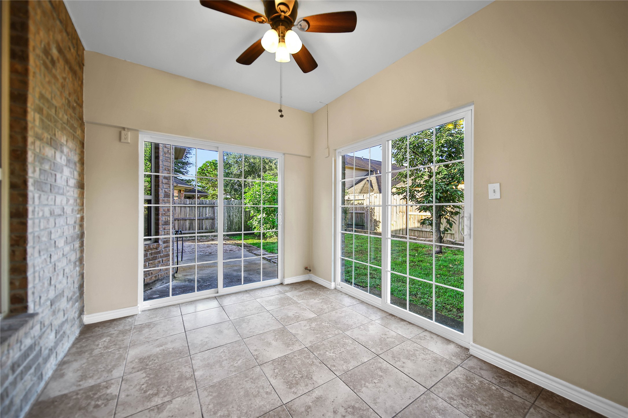 25208 Forest Ledge Drive, Porter, TX 77365