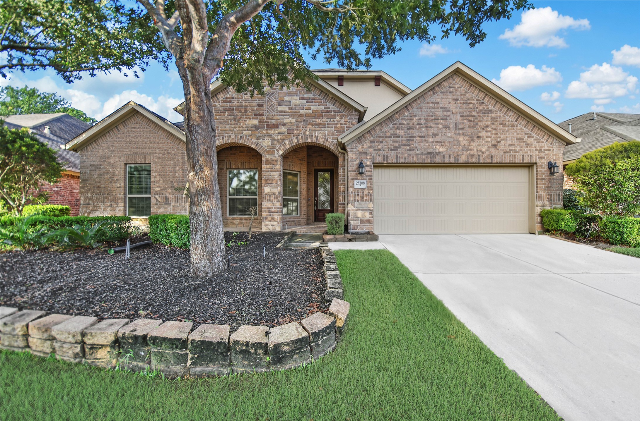 25208 Forest Ledge Drive, Porter, TX 77365
