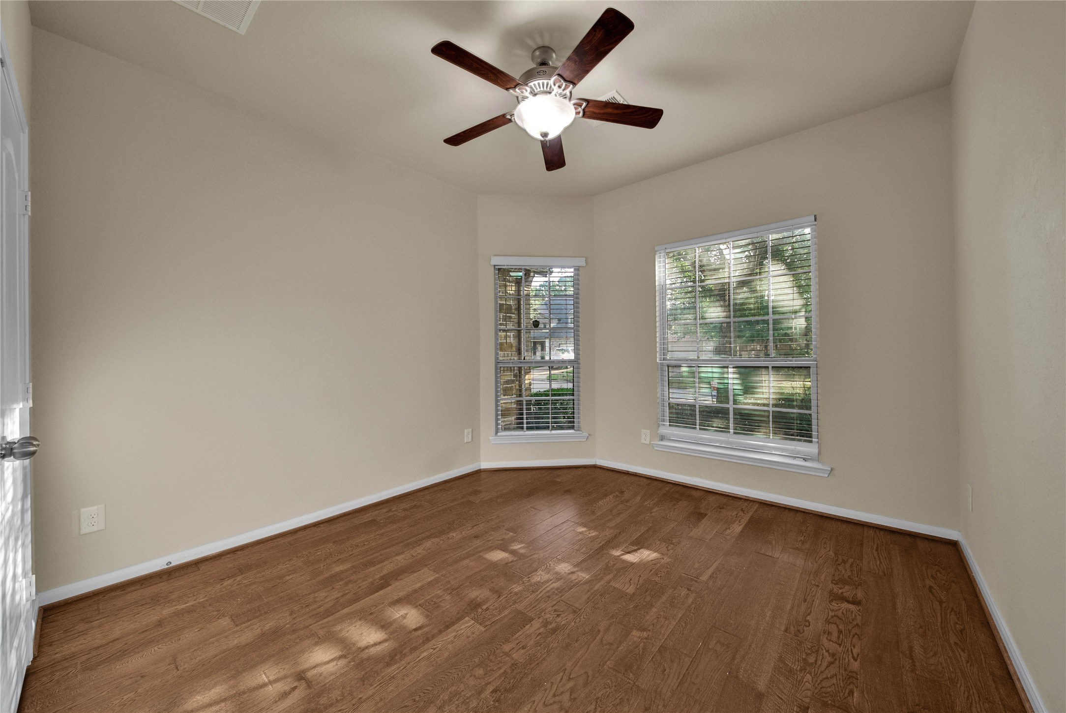 25208 Forest Ledge Drive, Porter, TX 77365