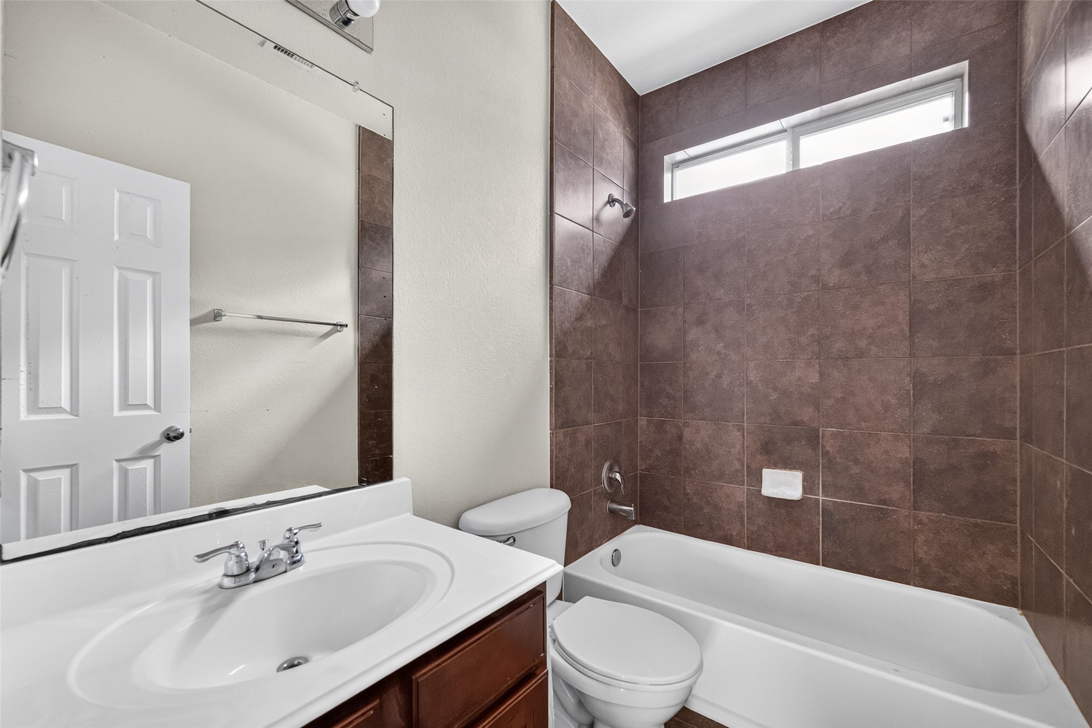 3408 Old Holly Drive, Pearland, TX 77584