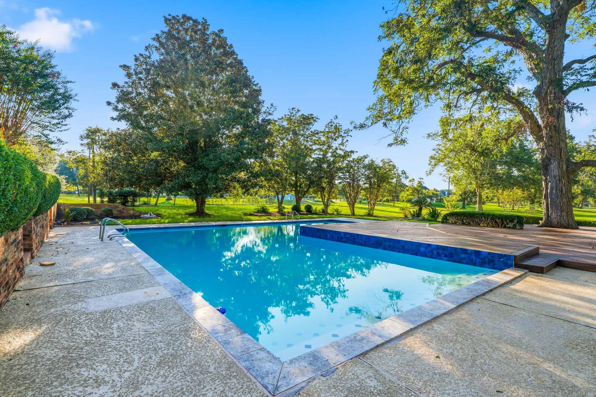 218 Bella Vista Drive, Richmond, TX 77406
