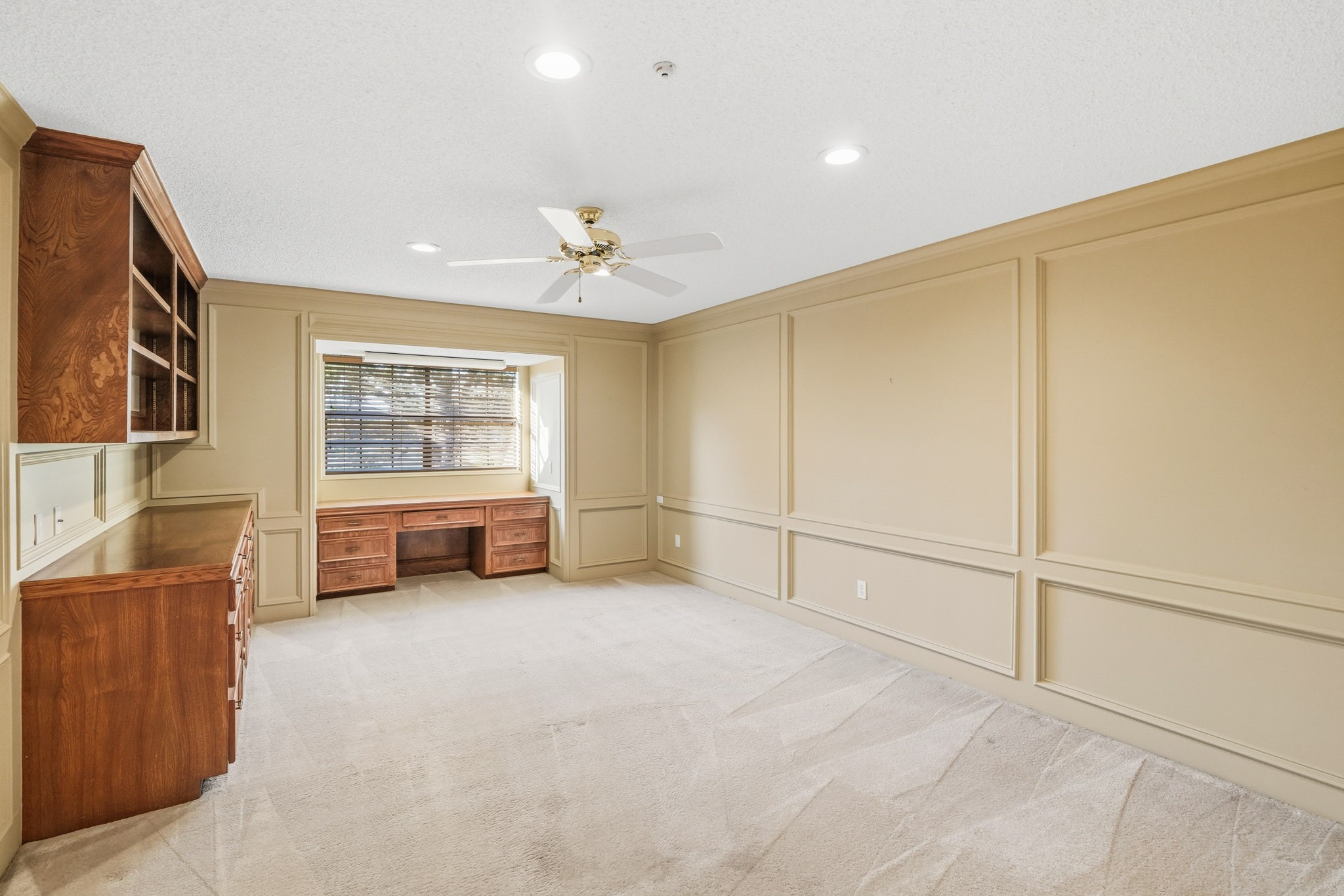 218 Bella Vista Drive, Richmond, TX 77406