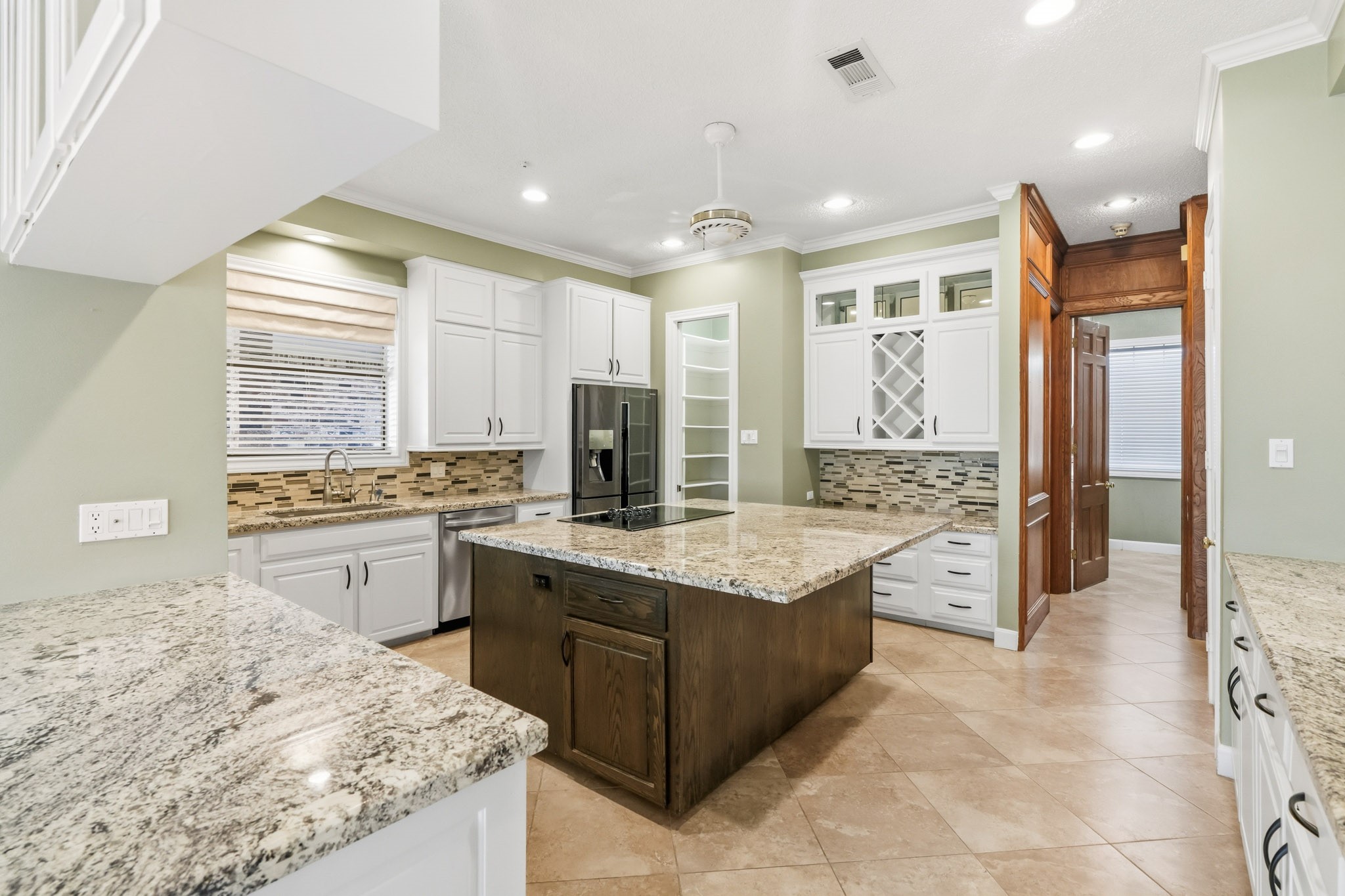 218 Bella Vista Drive, Richmond, TX 77406