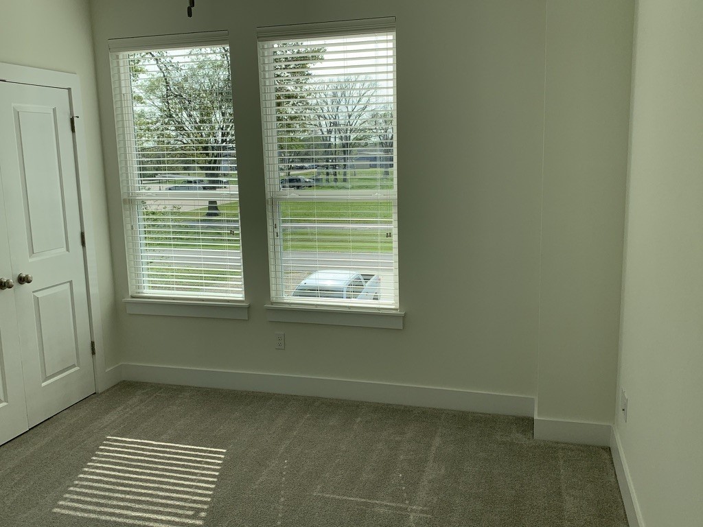 Unit B Primary Bedroom