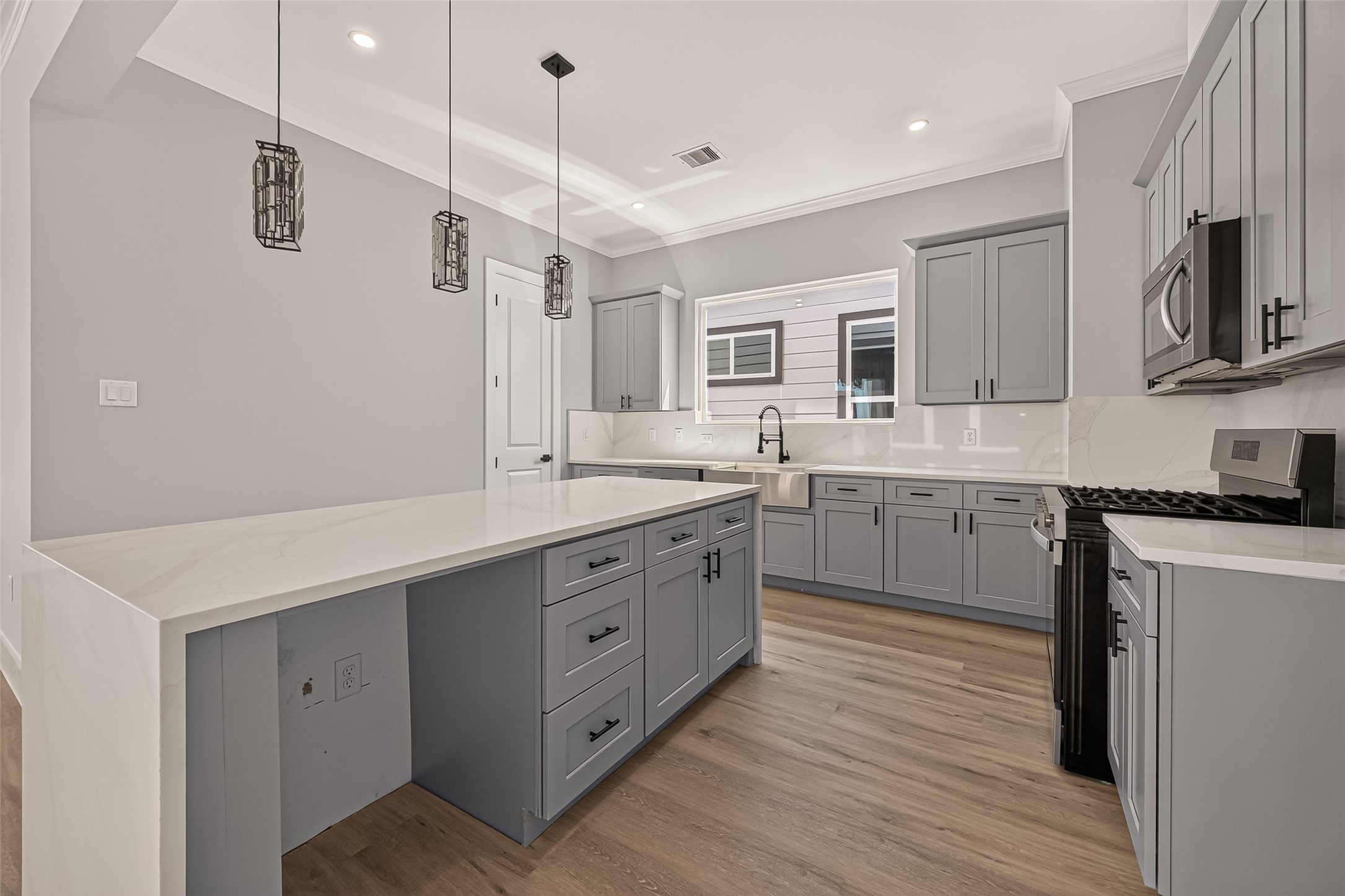 3365 Yellowstone Boulevard, Houston, TX 77021