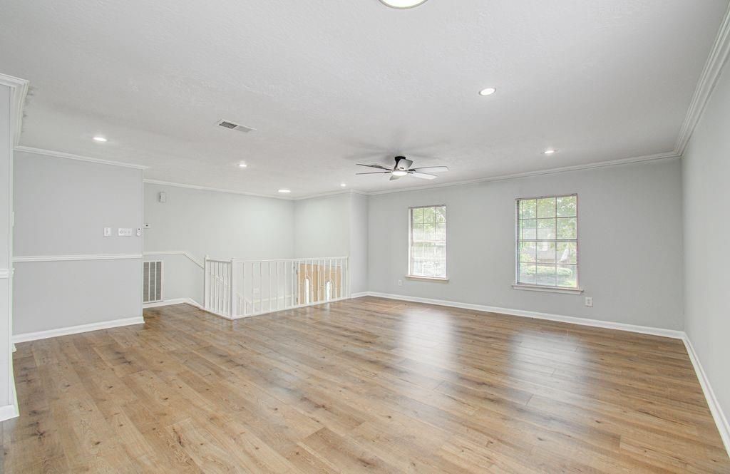 16527 Quail Dale Drive, Houston, TX 77489
