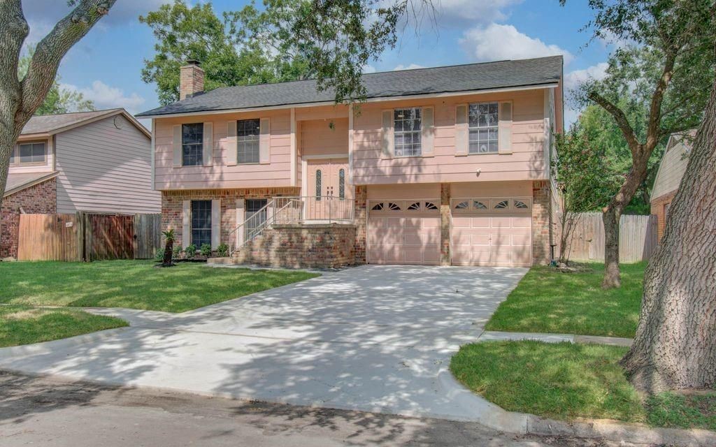 16527 Quail Dale Drive, Houston, TX 77489 16527 Quail Dale Drive, Houston, TX 77489