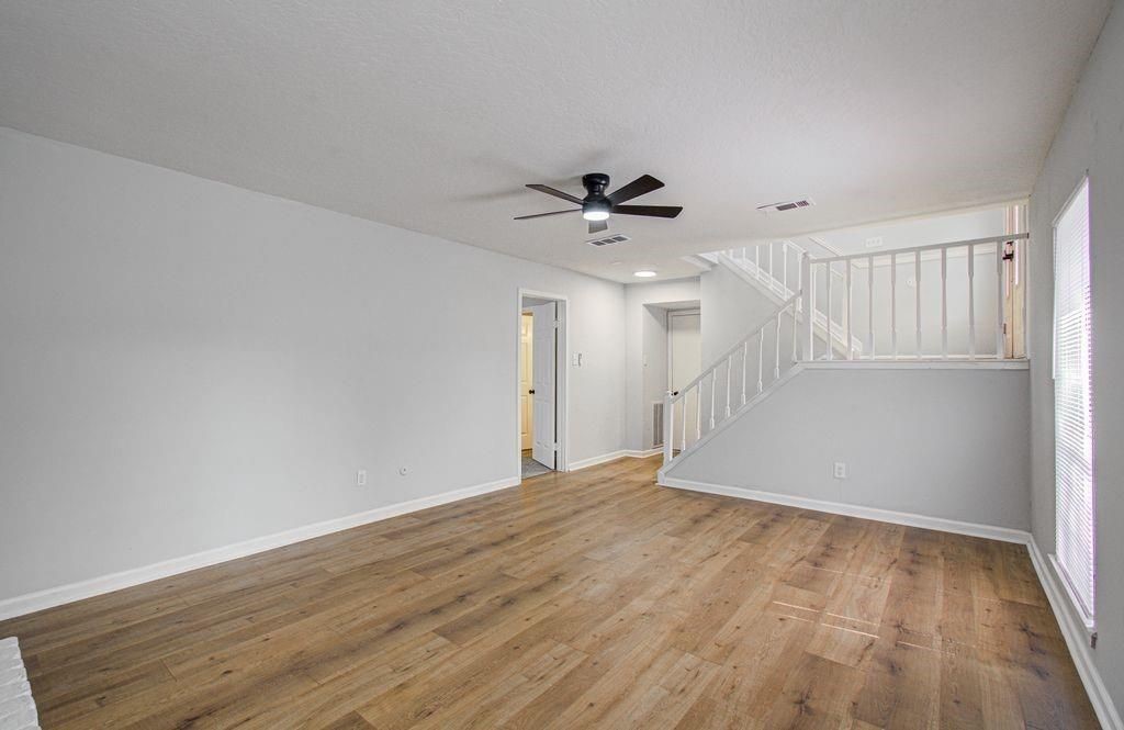 16527 Quail Dale Drive, Houston, TX 77489