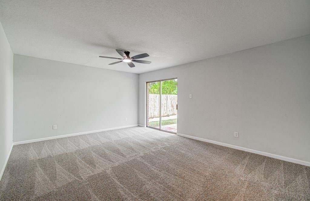 16527 Quail Dale Drive, Houston, TX 77489
