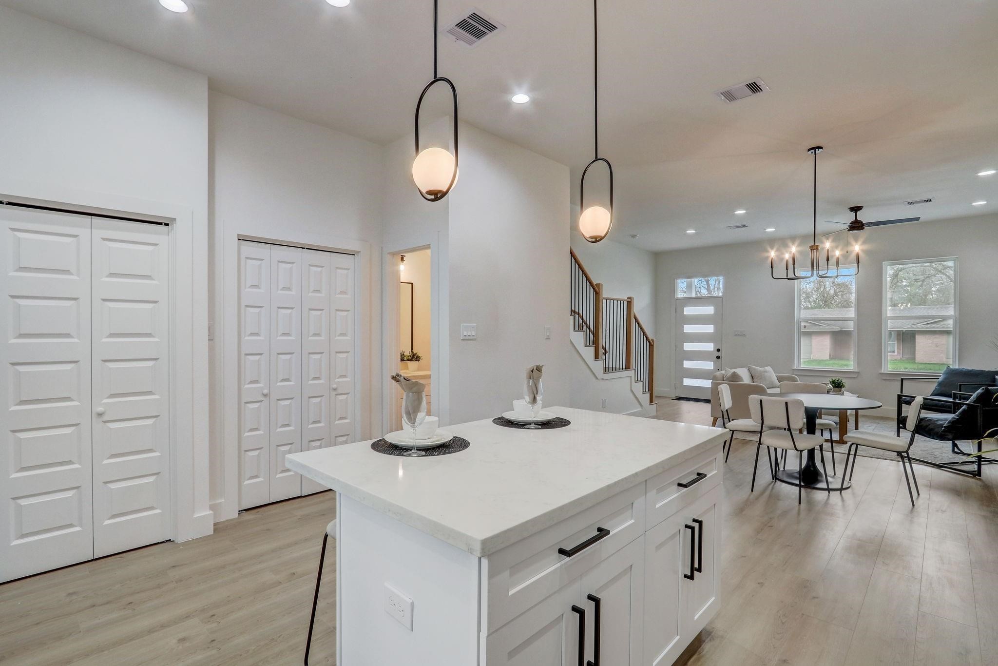 1203 Dewalt Street, Houston, TX 77088
